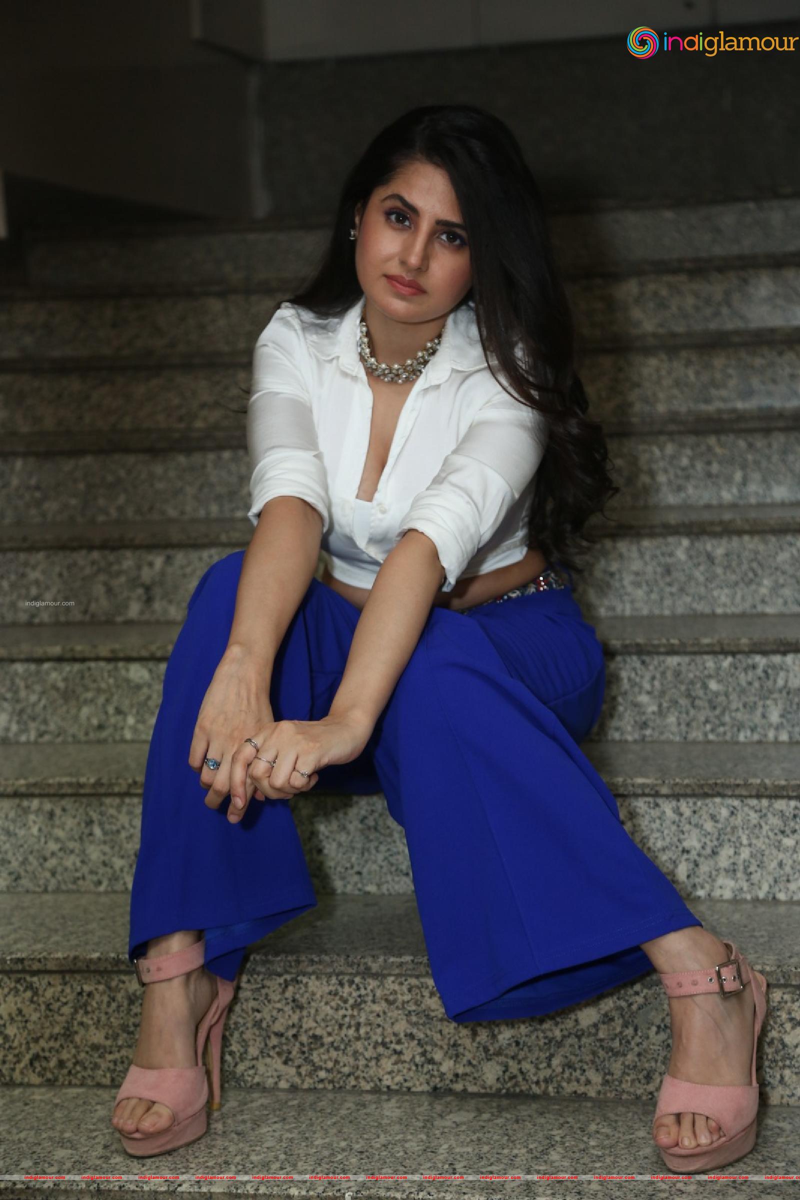 Garima Kaushal Actress hd photo