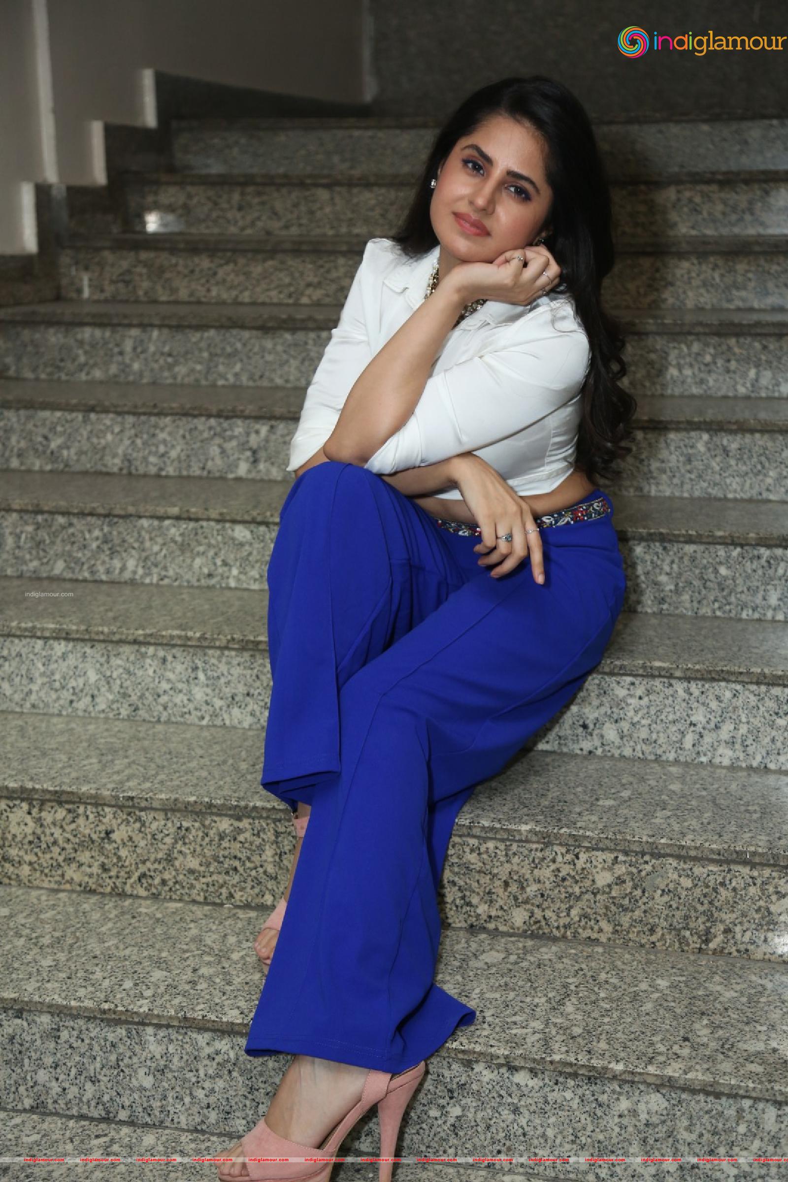 Garima Kaushal Actress hd photo