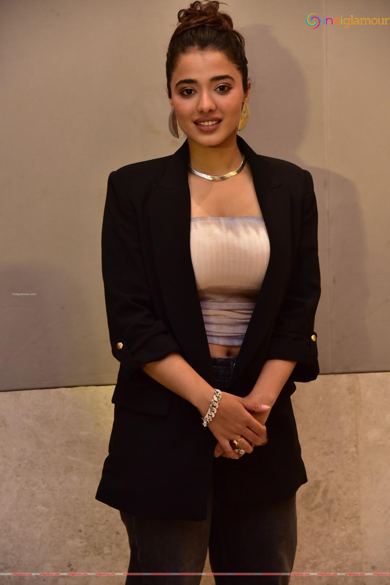 Ketika Sharma Actress hd photo
