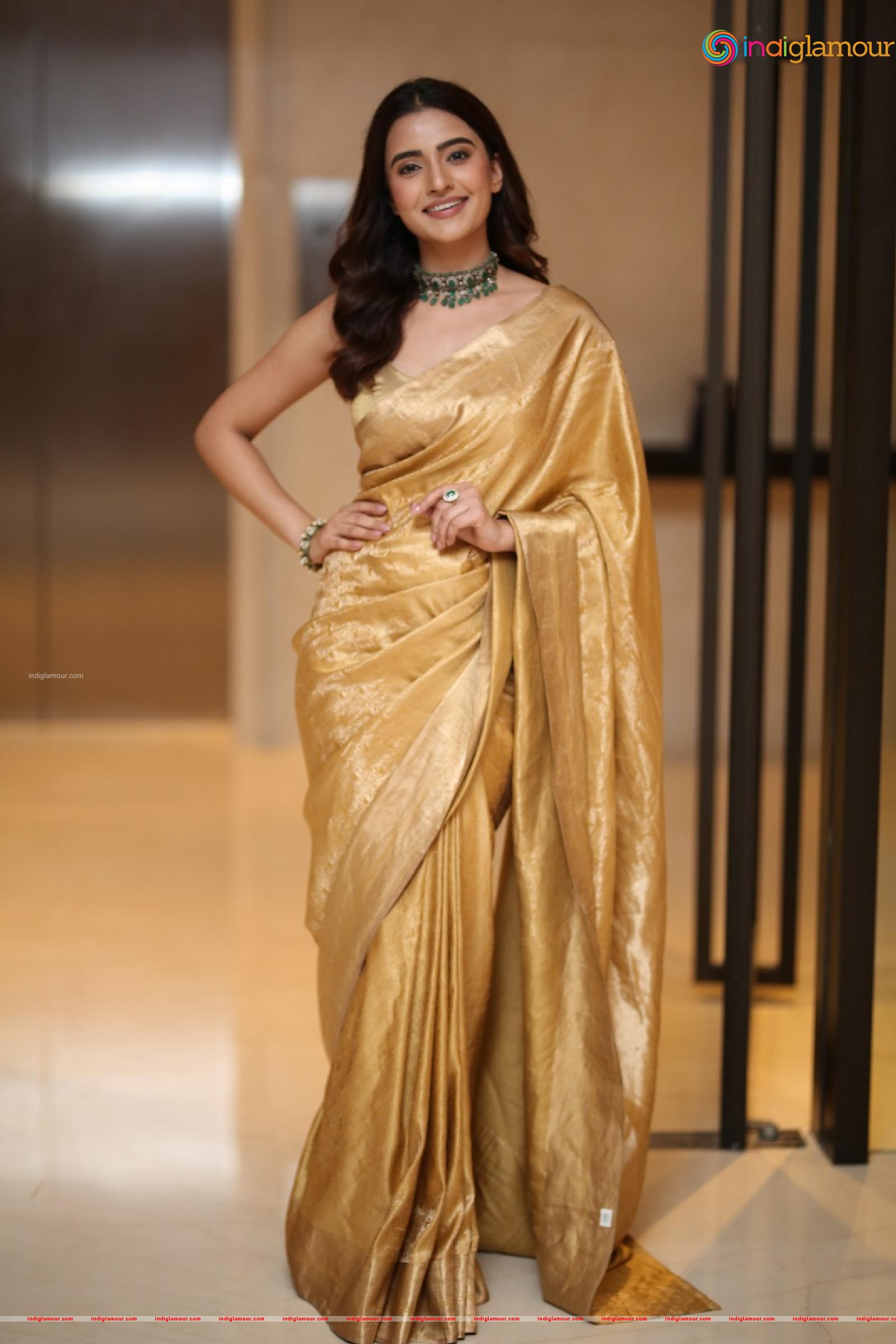 Rukhsar Dhillon Actress hd photo