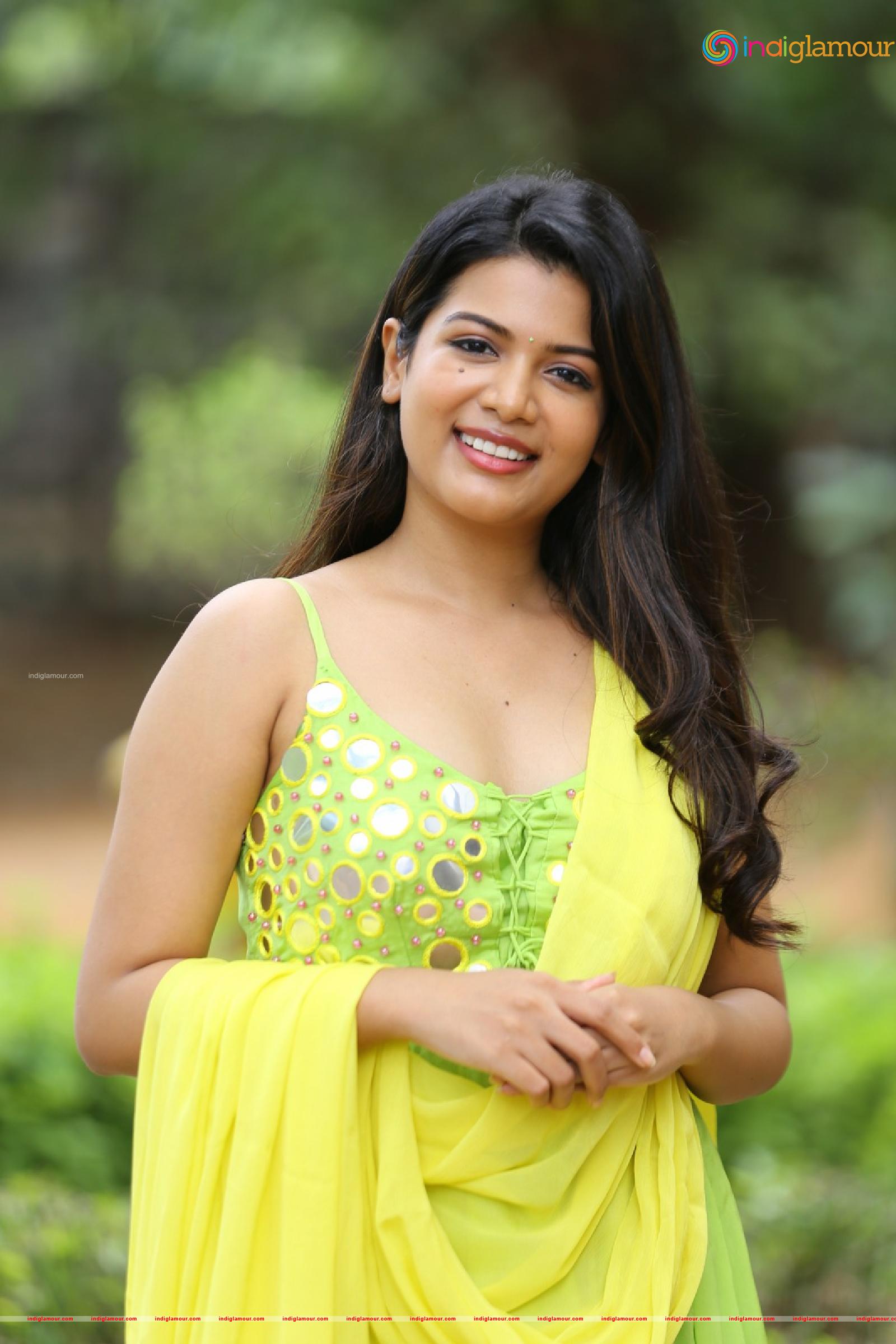Goldie Nissy Actress hd photo