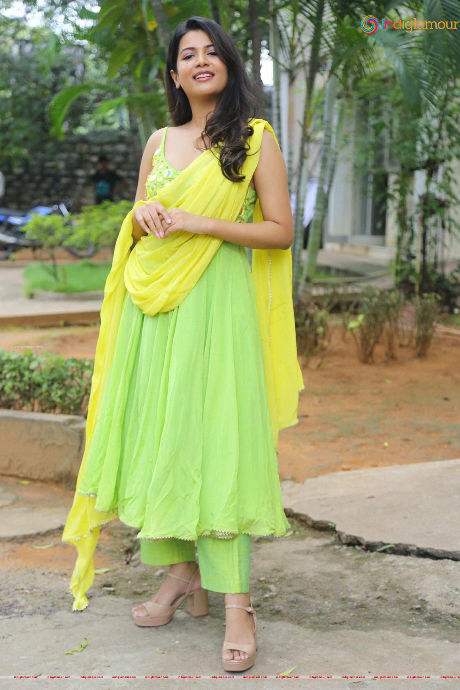 Goldie Nissy Actress hd photo