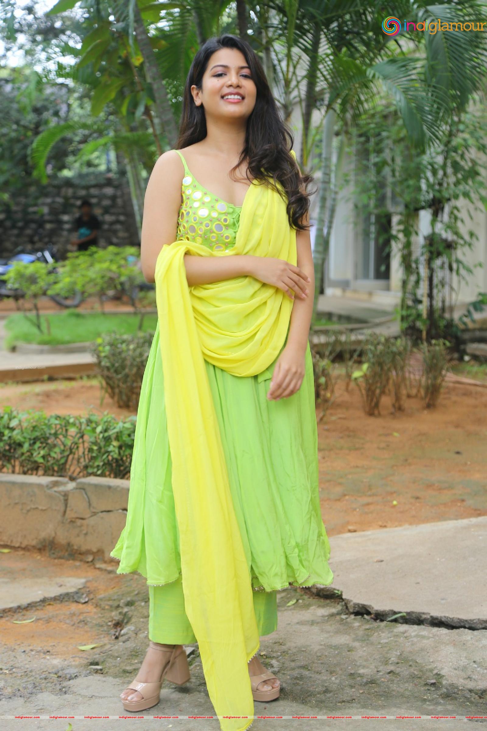 Goldie Nissy Actress hd photo