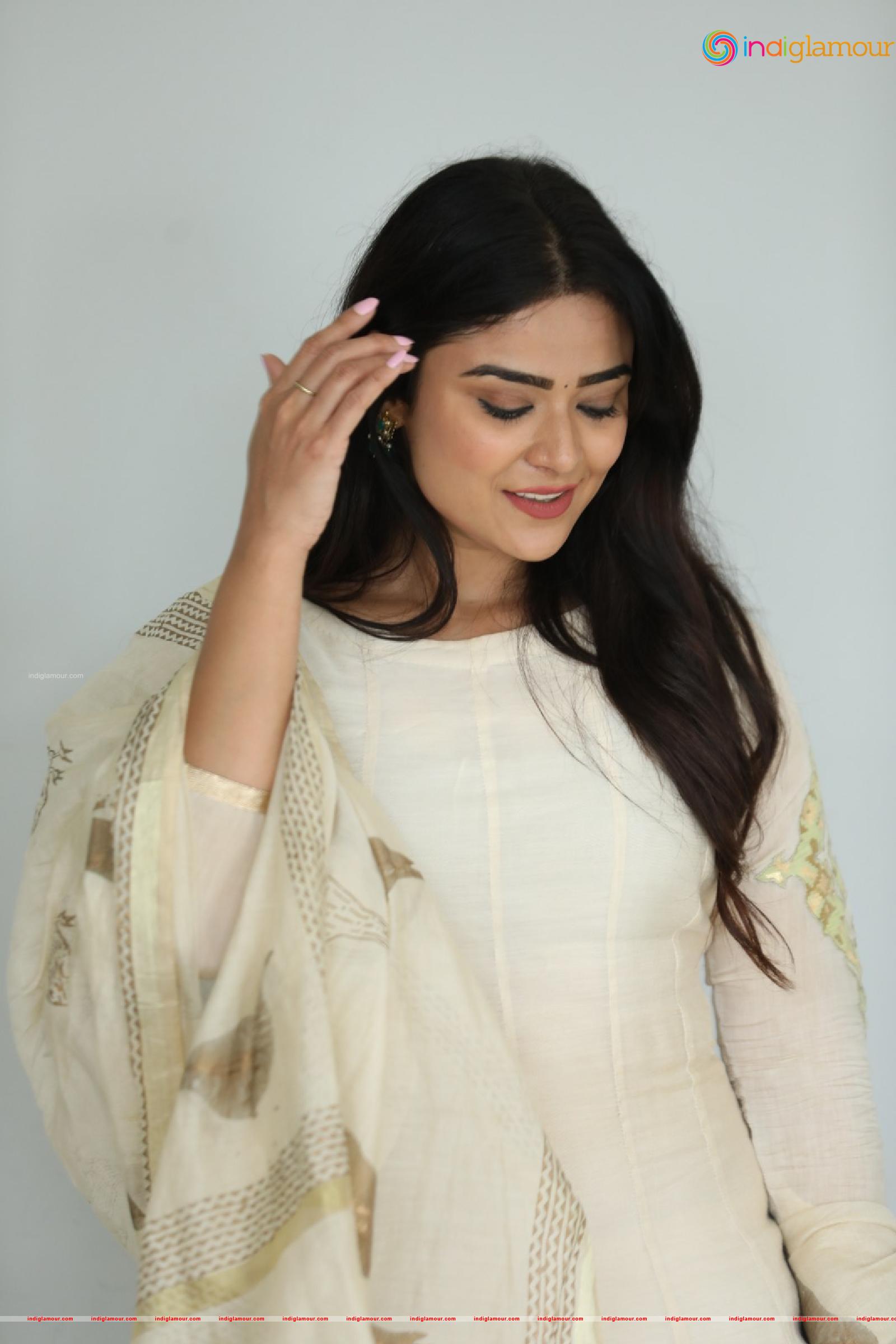 Priyanka Sharma Actress hd photo