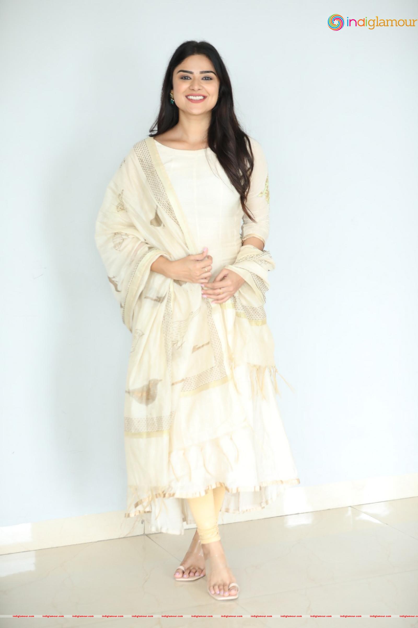 Priyanka Sharma Actress hd photo