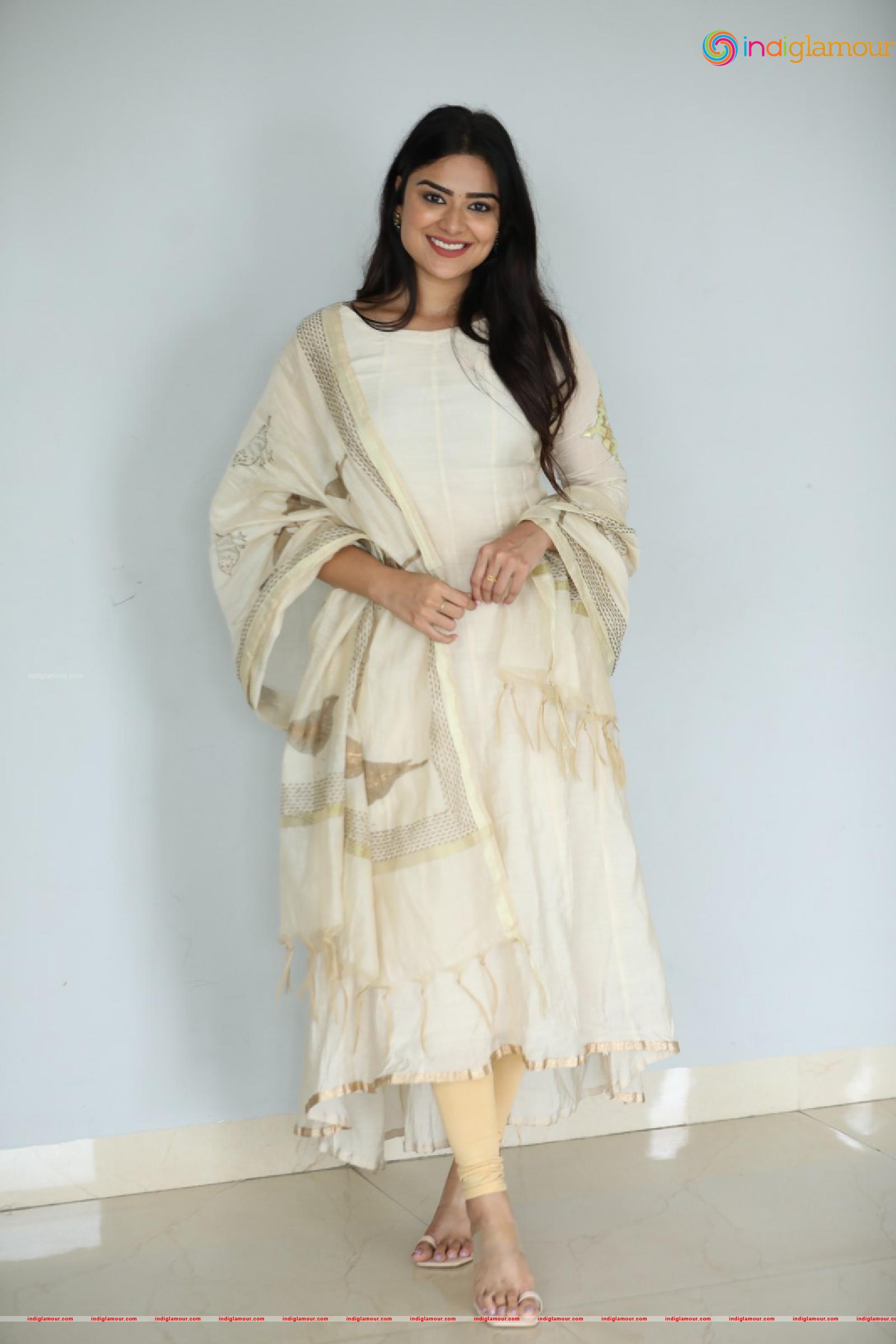 Priyanka Sharma Actress hd photo