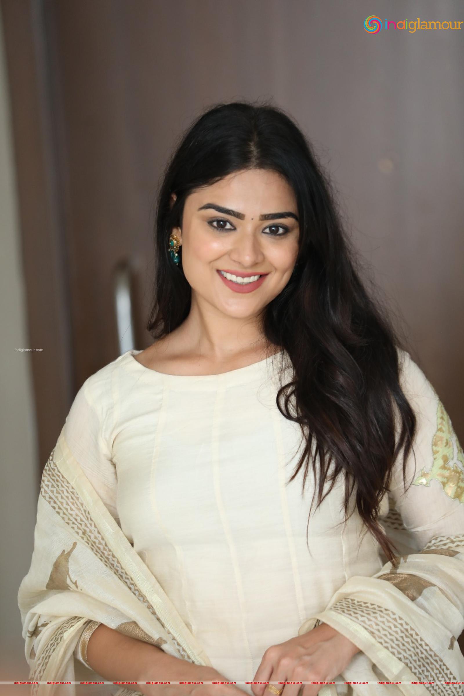 Priyanka Sharma Actress hd photo
