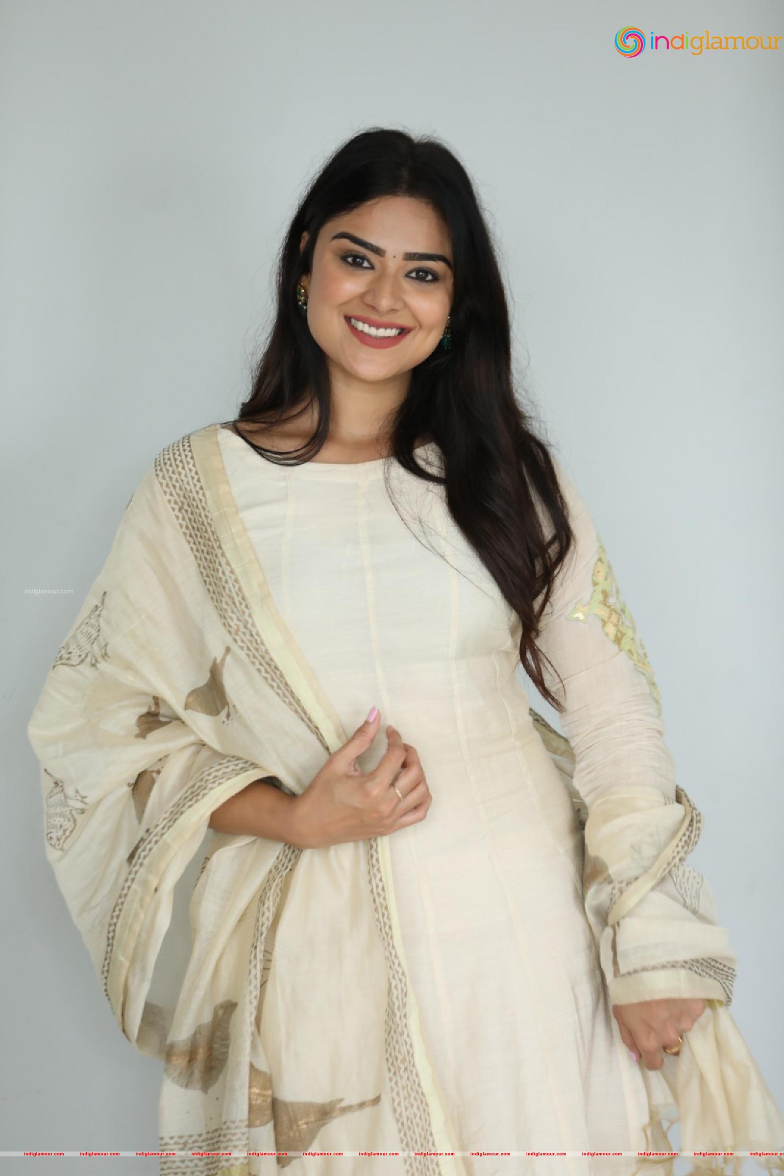 Priyanka Sharma Actress hd photo