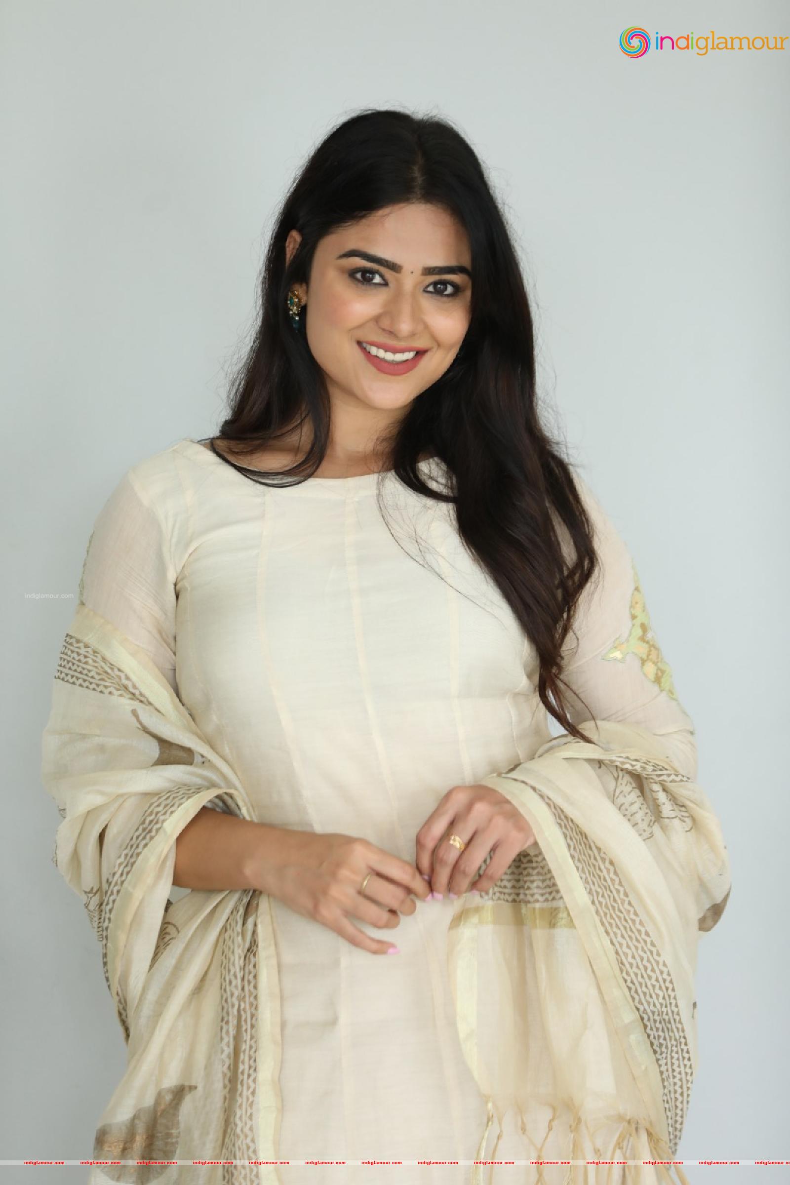 Priyanka Sharma Actress hd photo