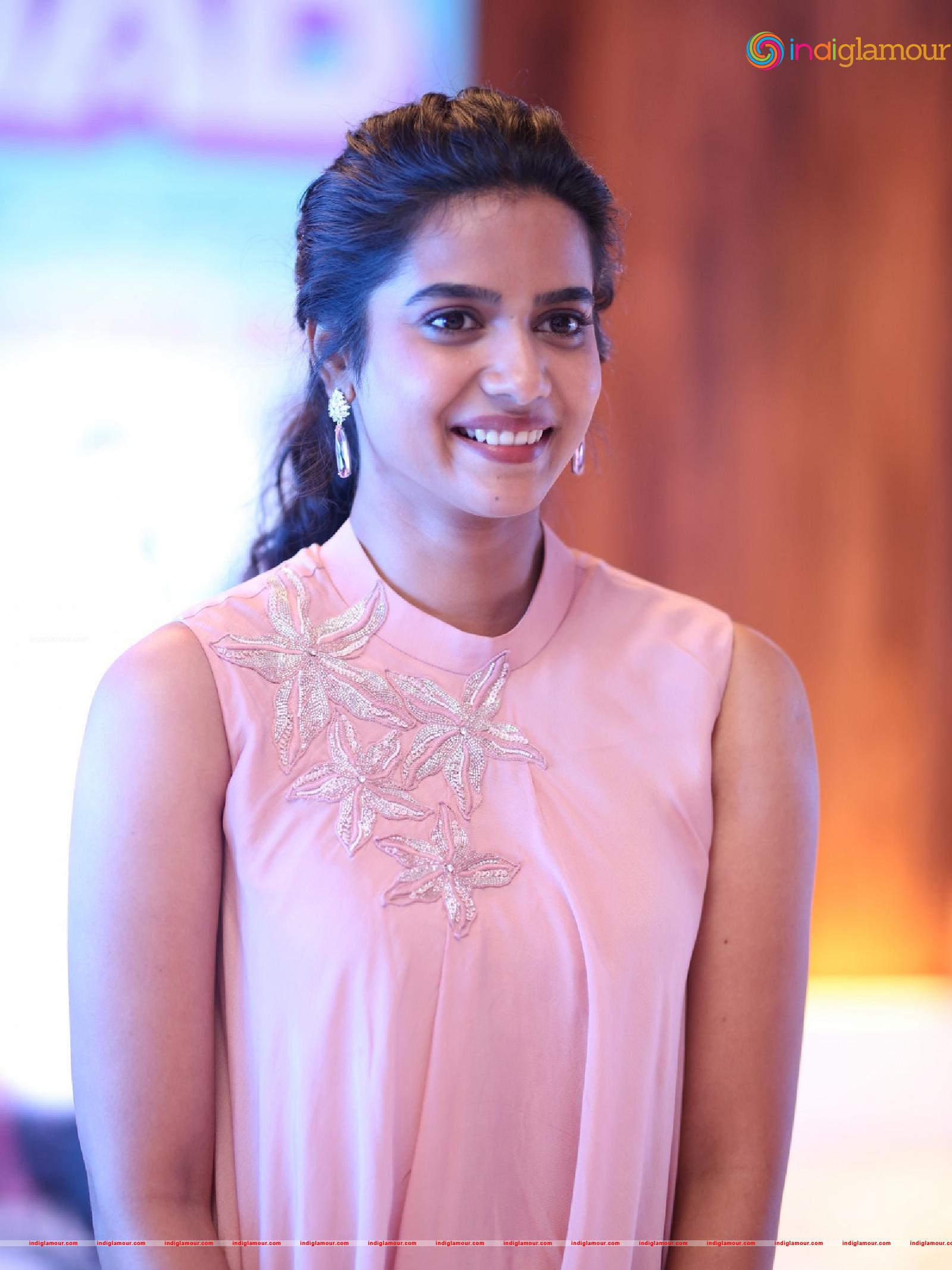 Gouri Priya Actress hd photo