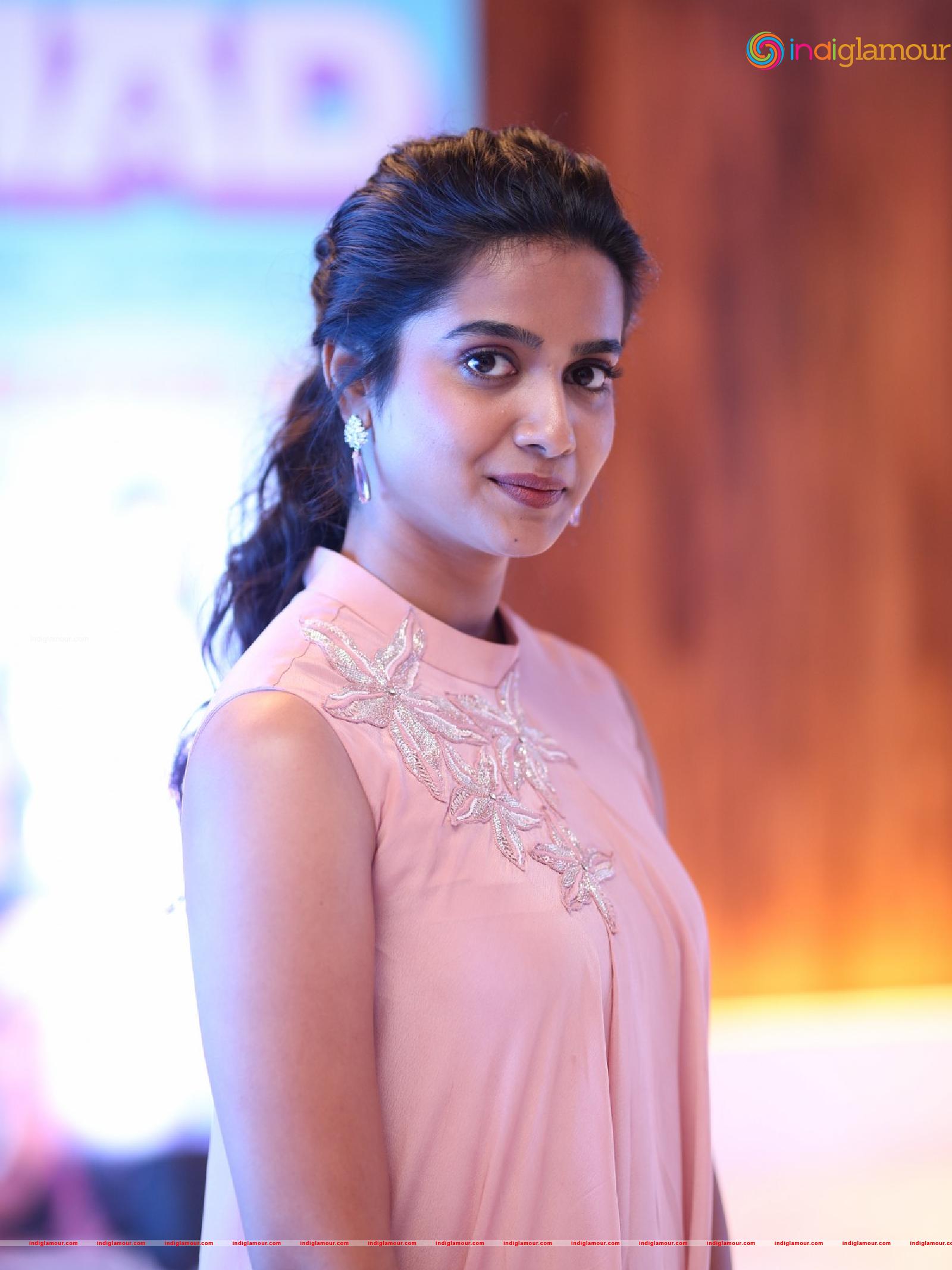 Gouri Priya Actress hd photo