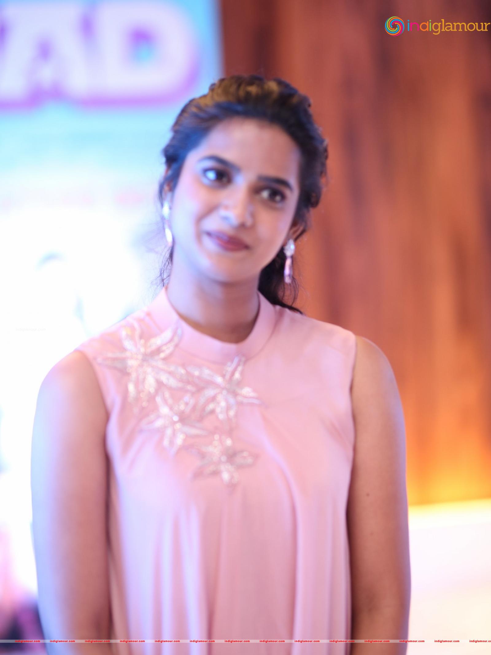 Gouri Priya Actress hd photo