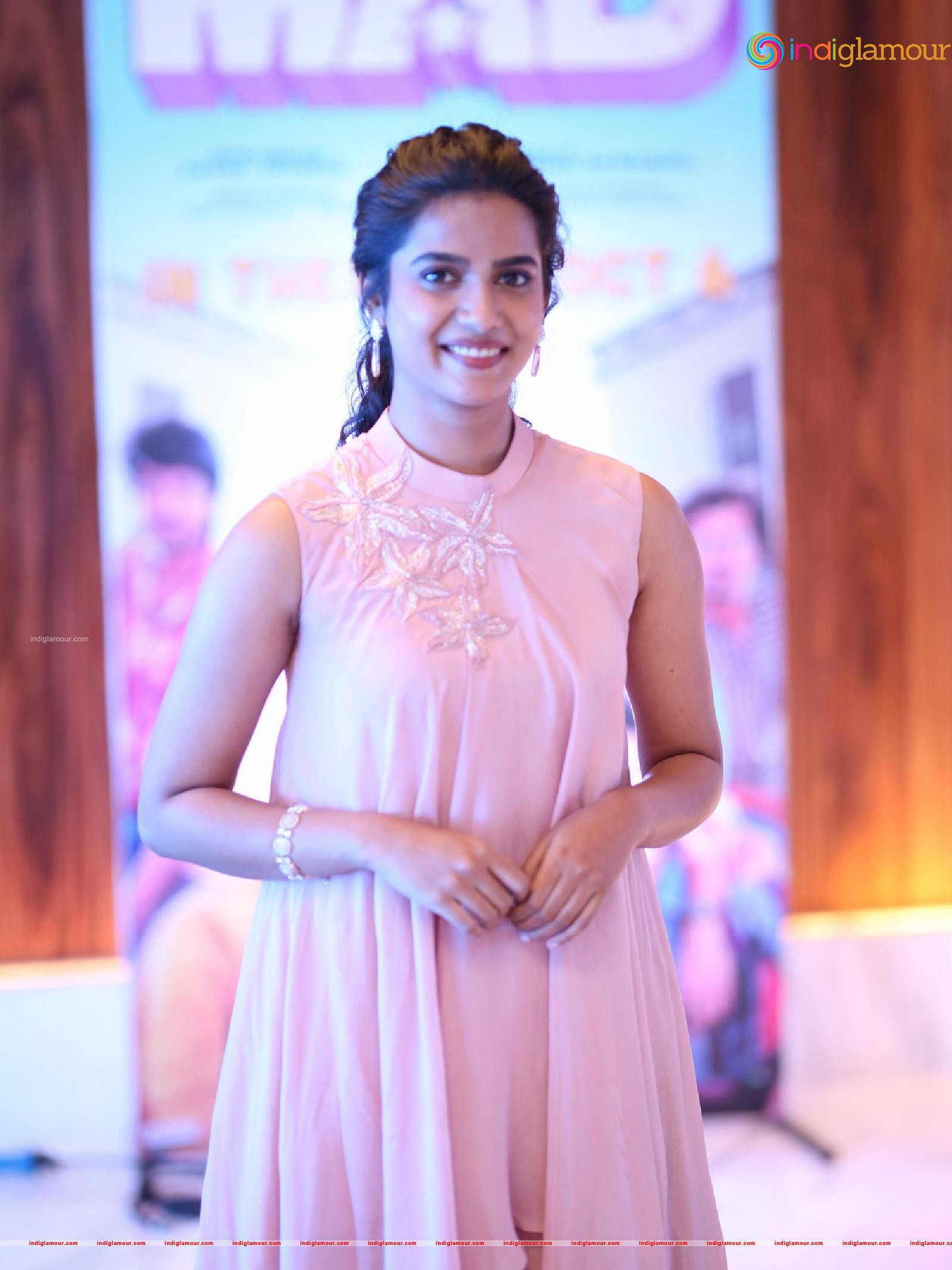 Gouri Priya Actress hd photo
