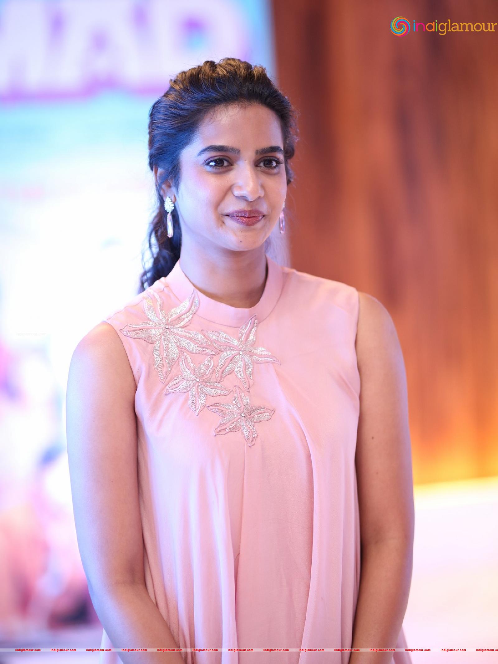 Gouri Priya Actress hd photo