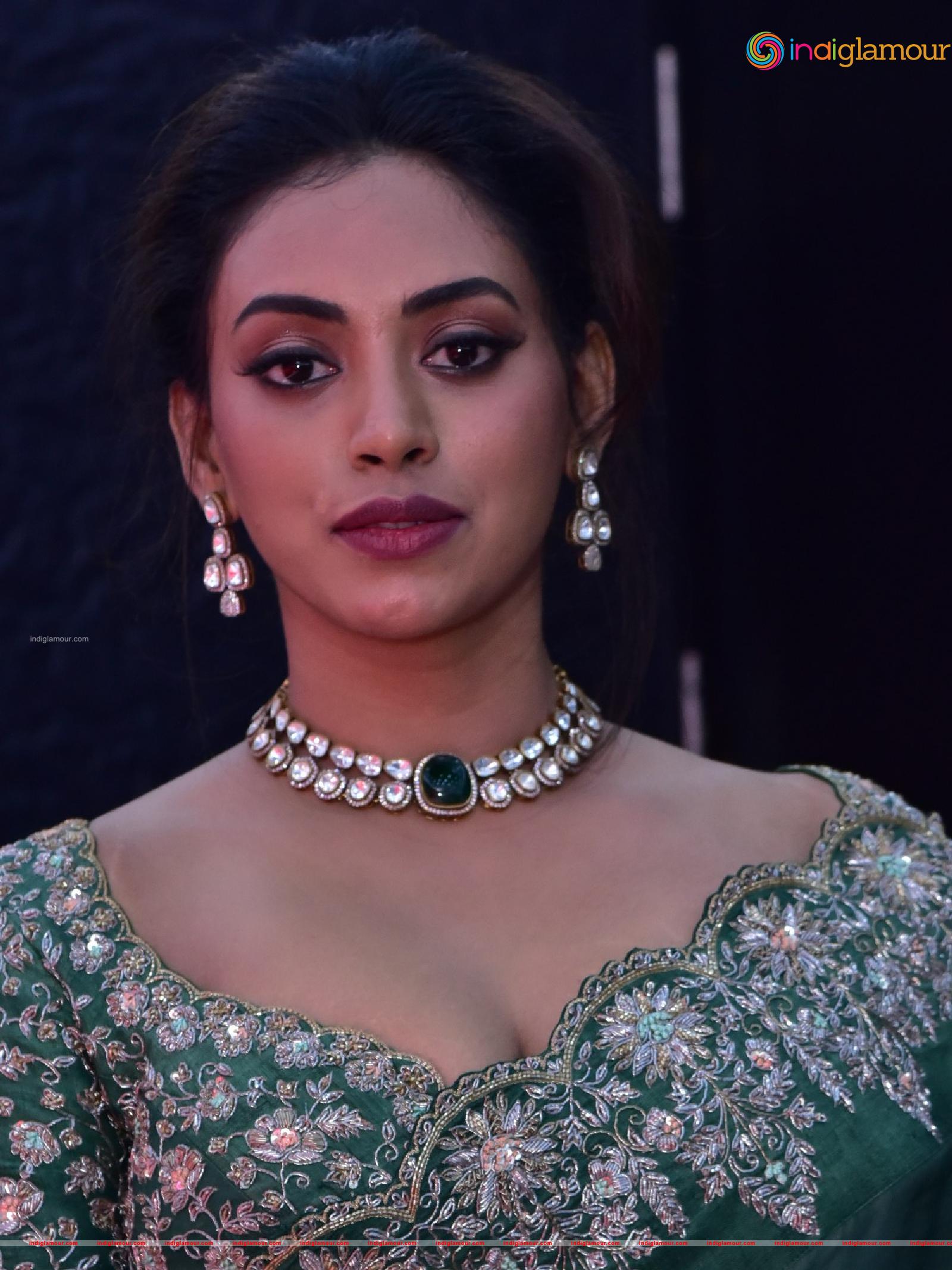 Kamakshi Bhaskarla Actress hd photo