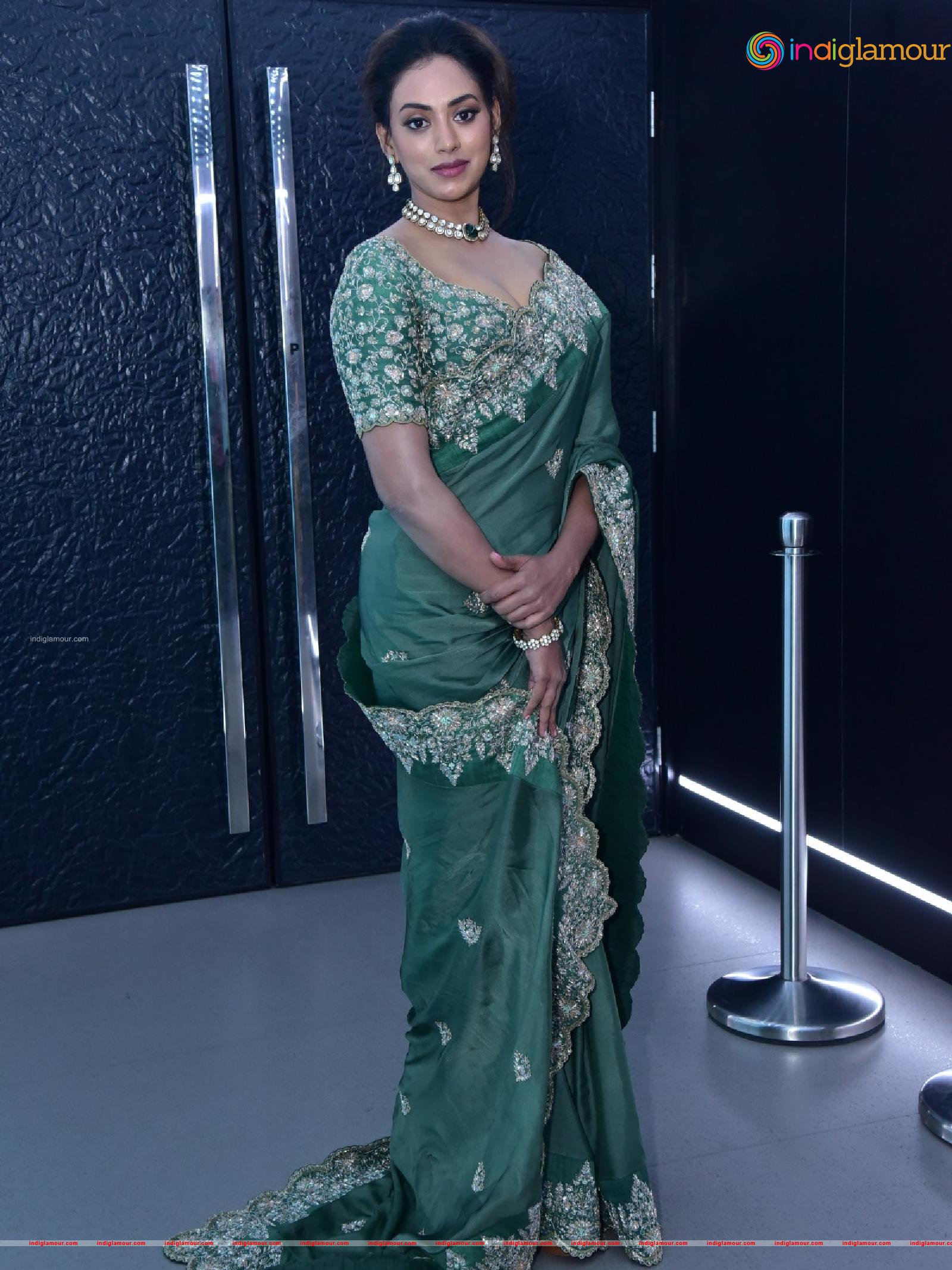 Kamakshi Bhaskarla Actress hd photo