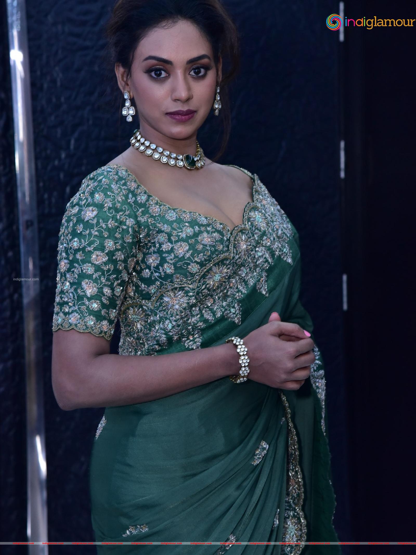 Kamakshi Bhaskarla Actress hd photo