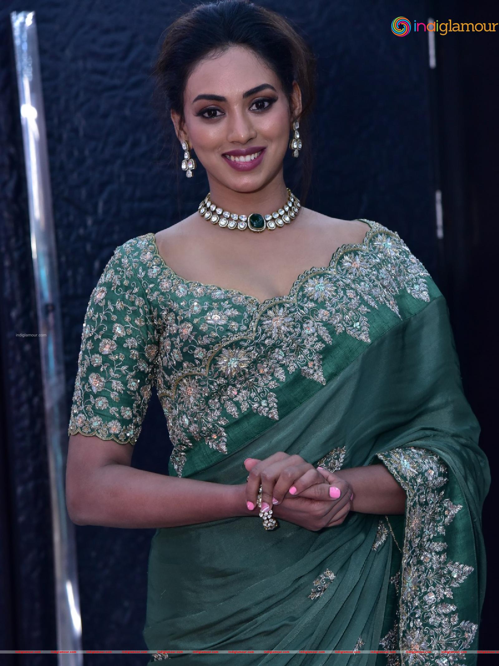 Kamakshi Bhaskarla Actress hd photo
