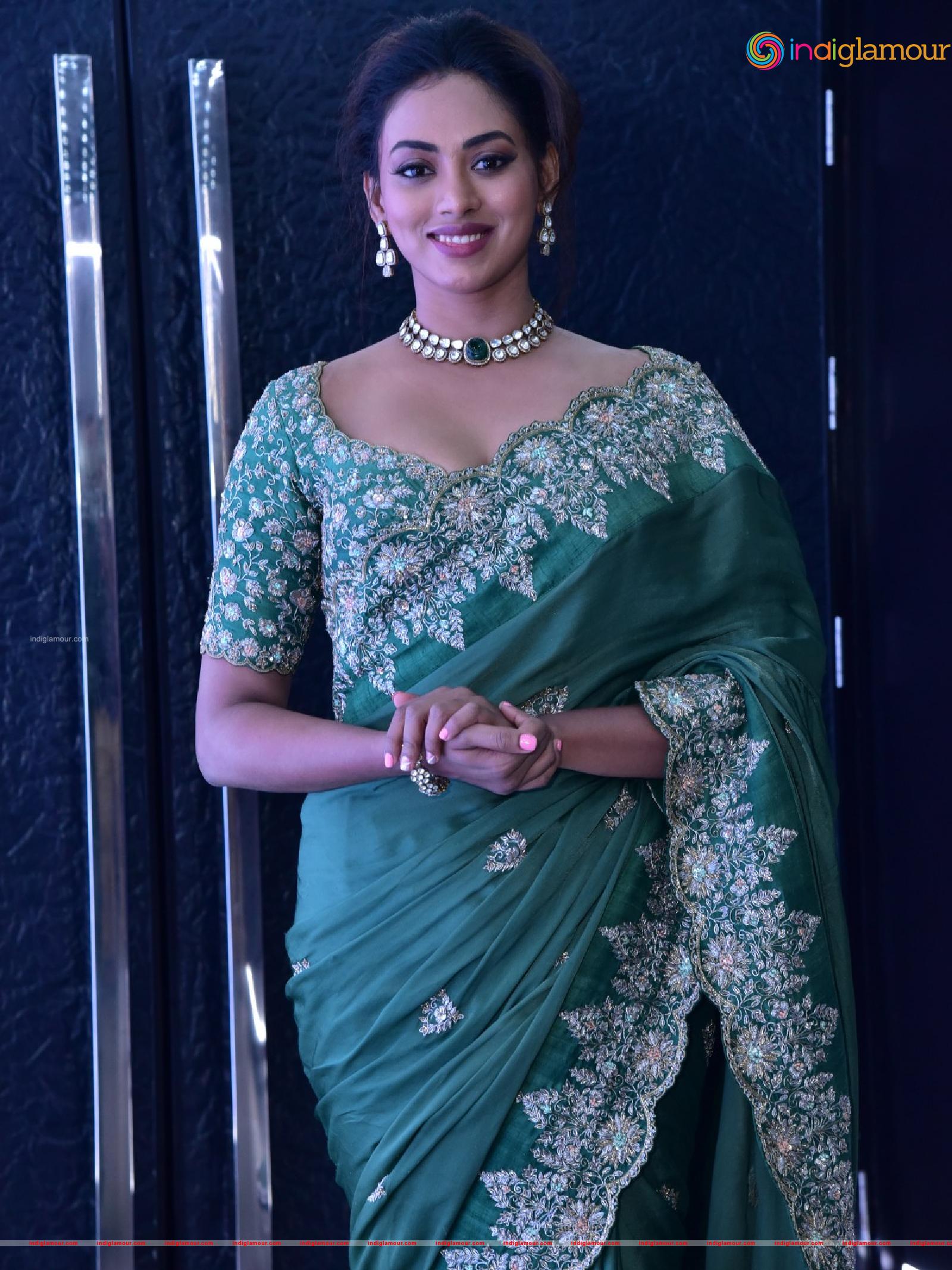Kamakshi Bhaskarla Actress hd photo