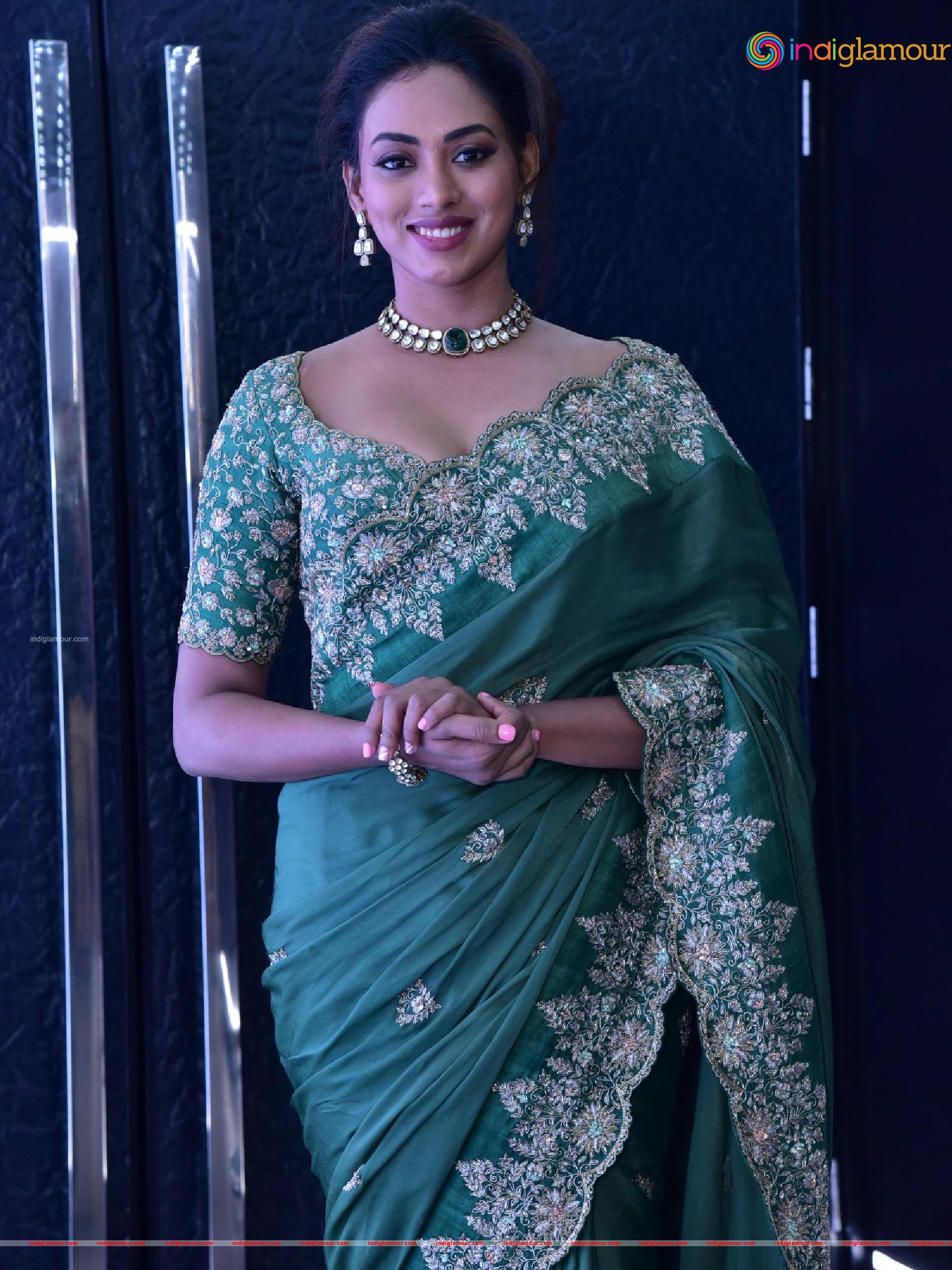 Kamakshi Bhaskarla Actress hd photo