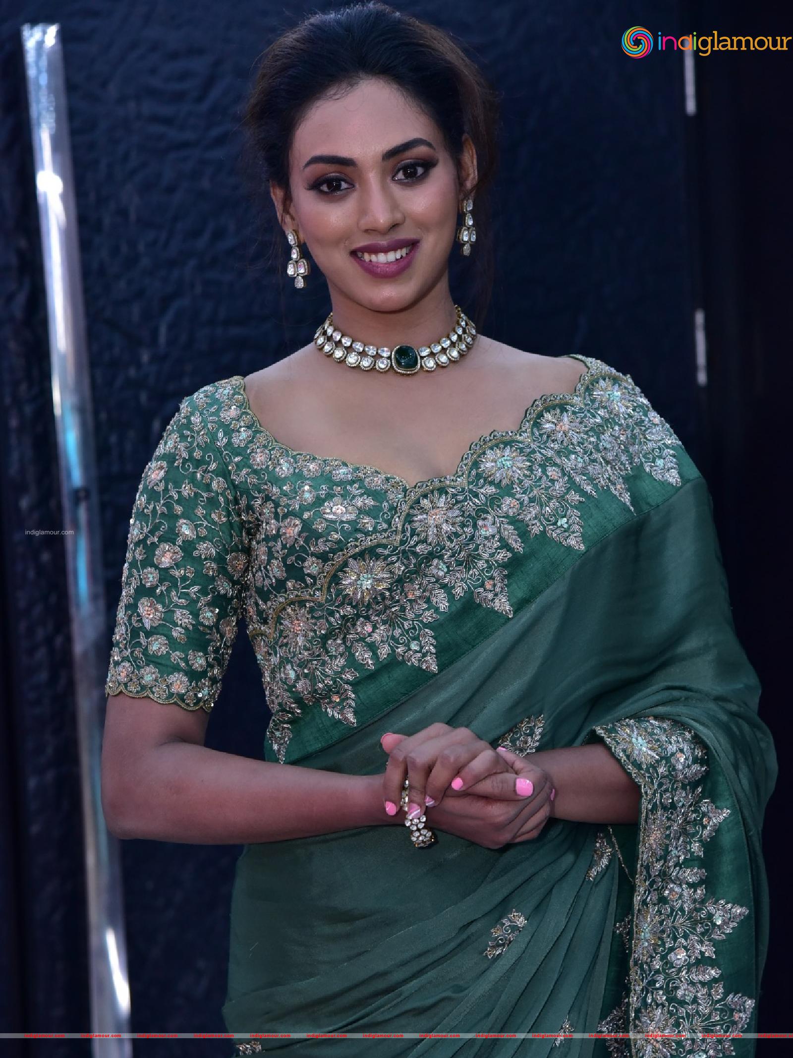 Kamakshi Bhaskarla Actress hd photo