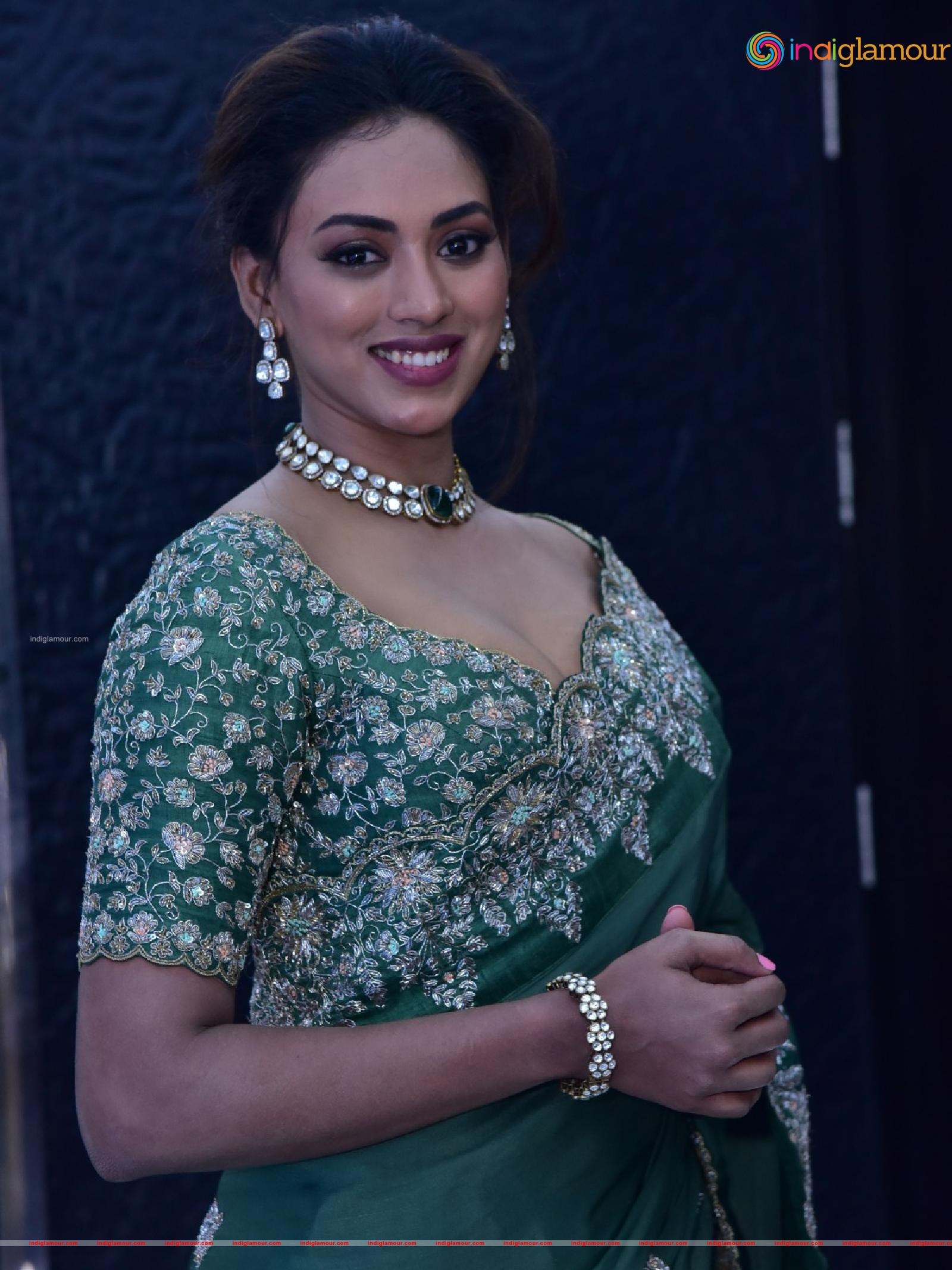 Kamakshi Bhaskarla Actress hd photo