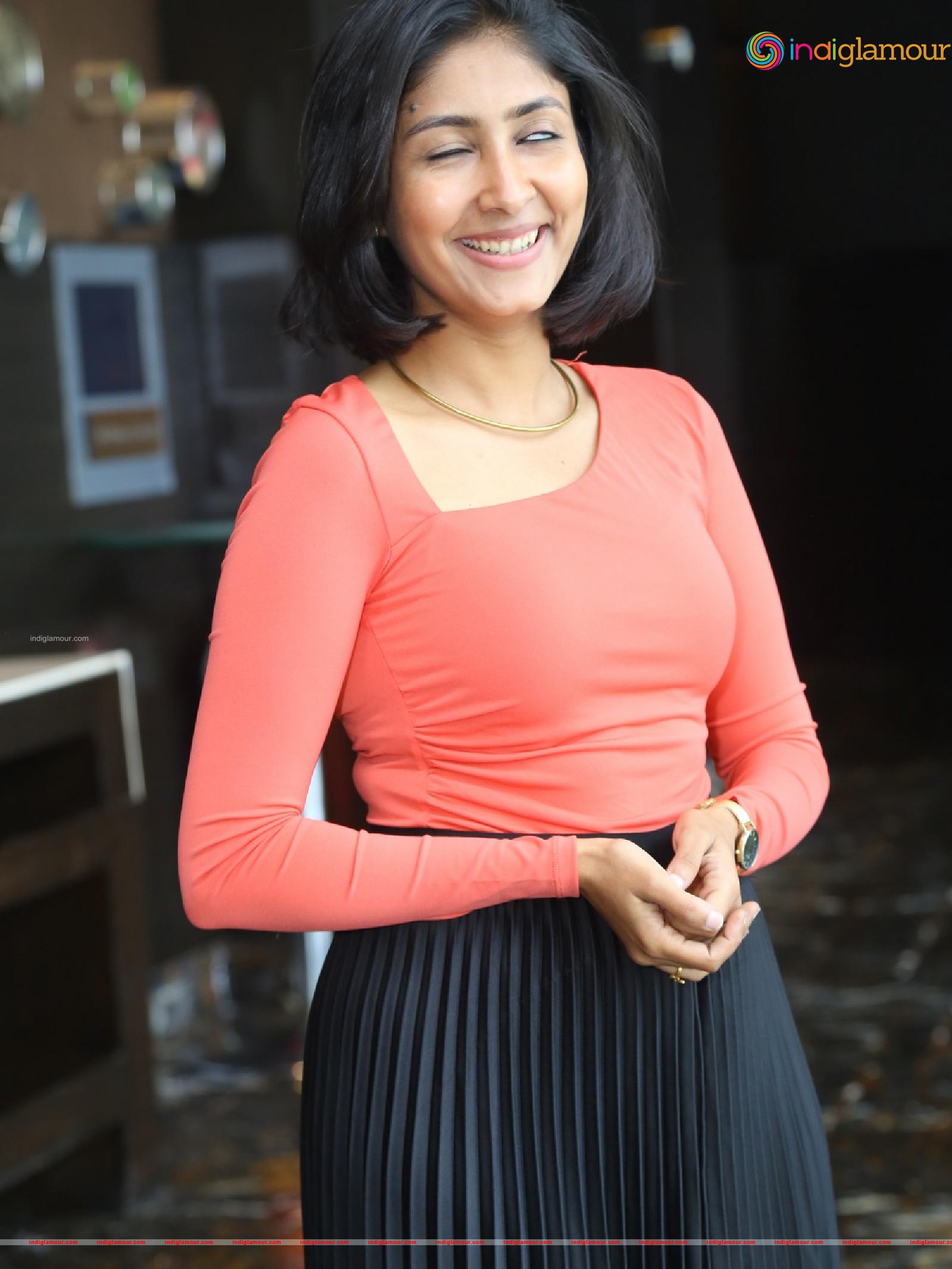 Archana Jois Actress hd photo