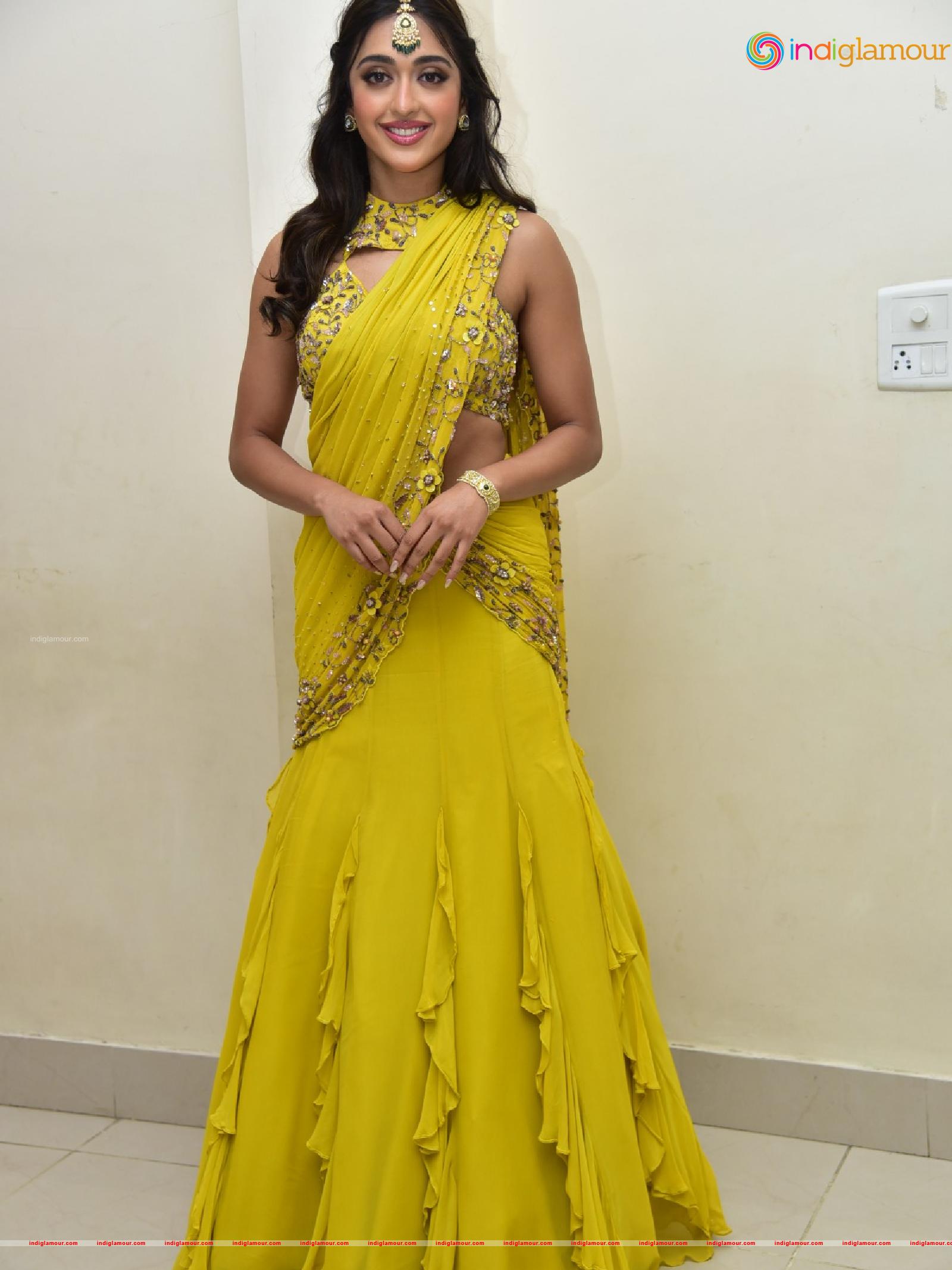Gayatri Bhardwaj Actress hd photo