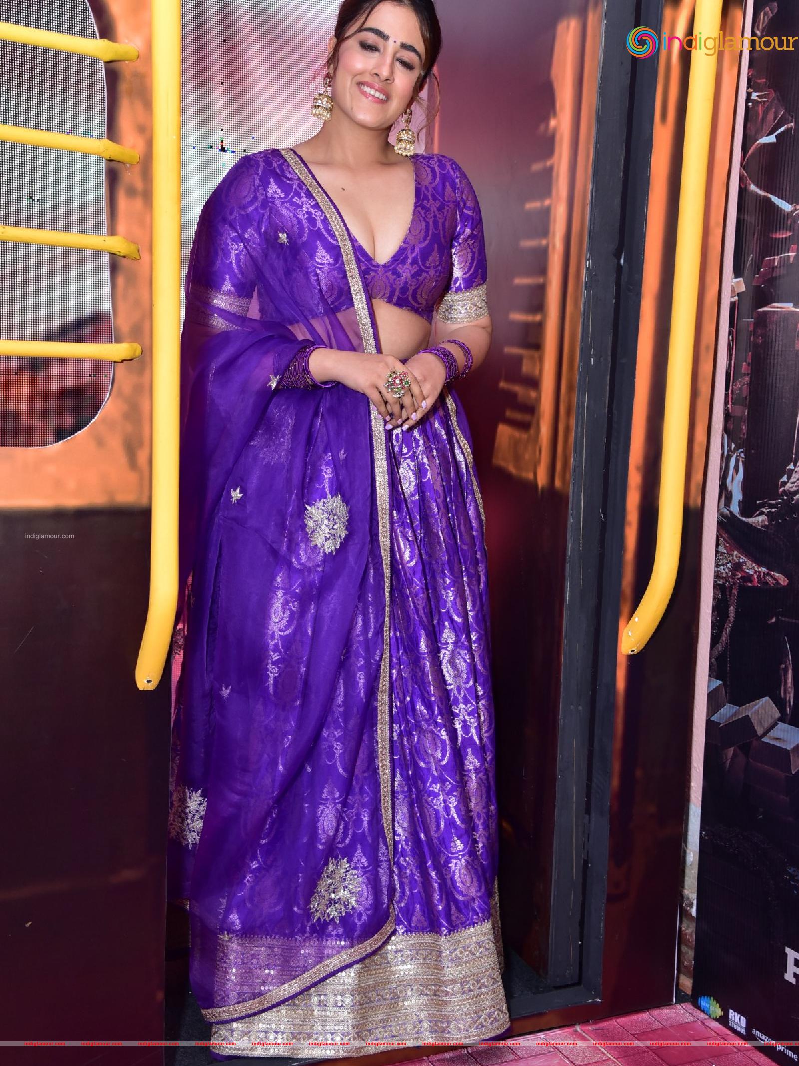 Nupur Sanon Actress hd photo