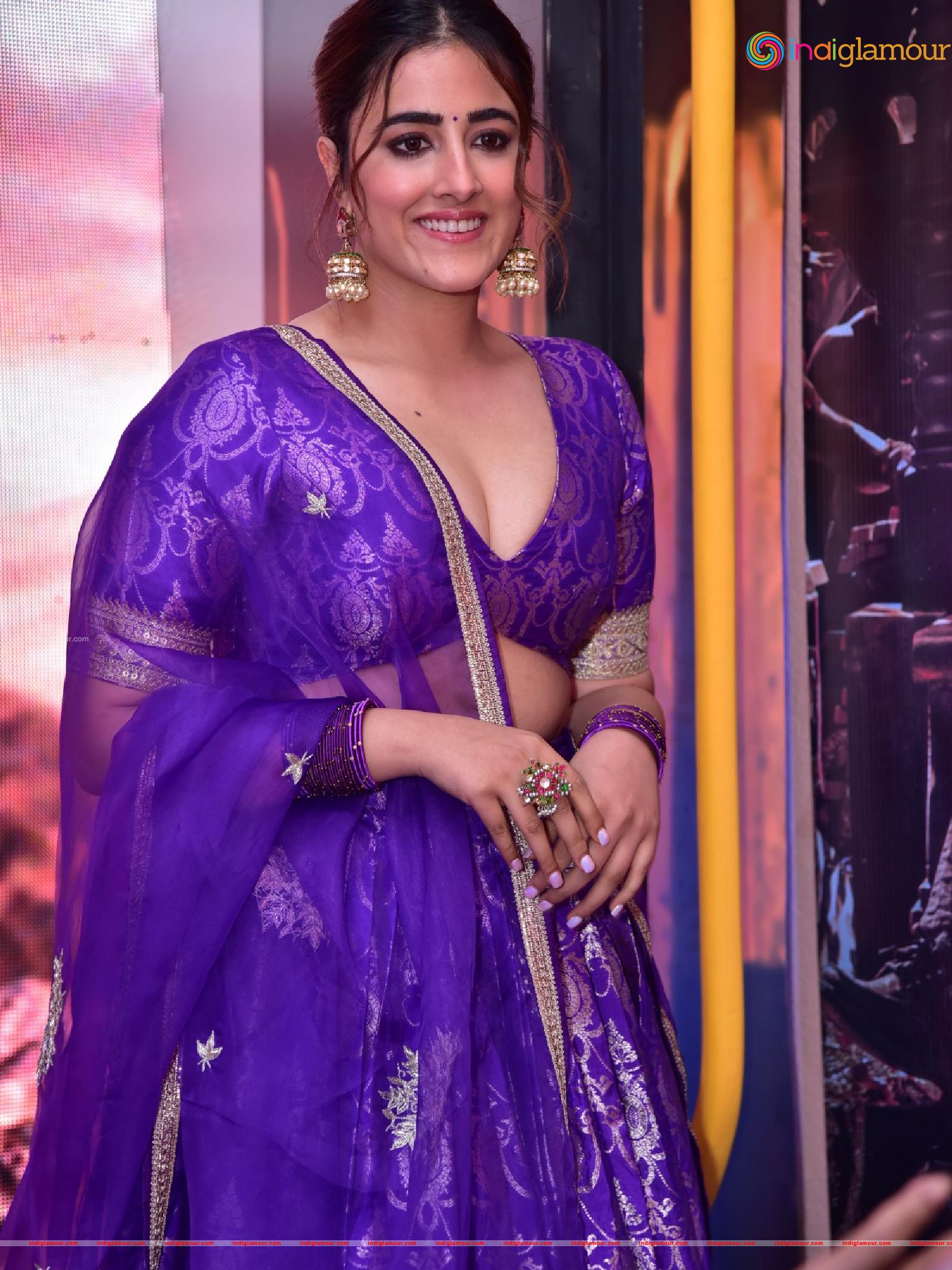Nupur Sanon Actress hd photo