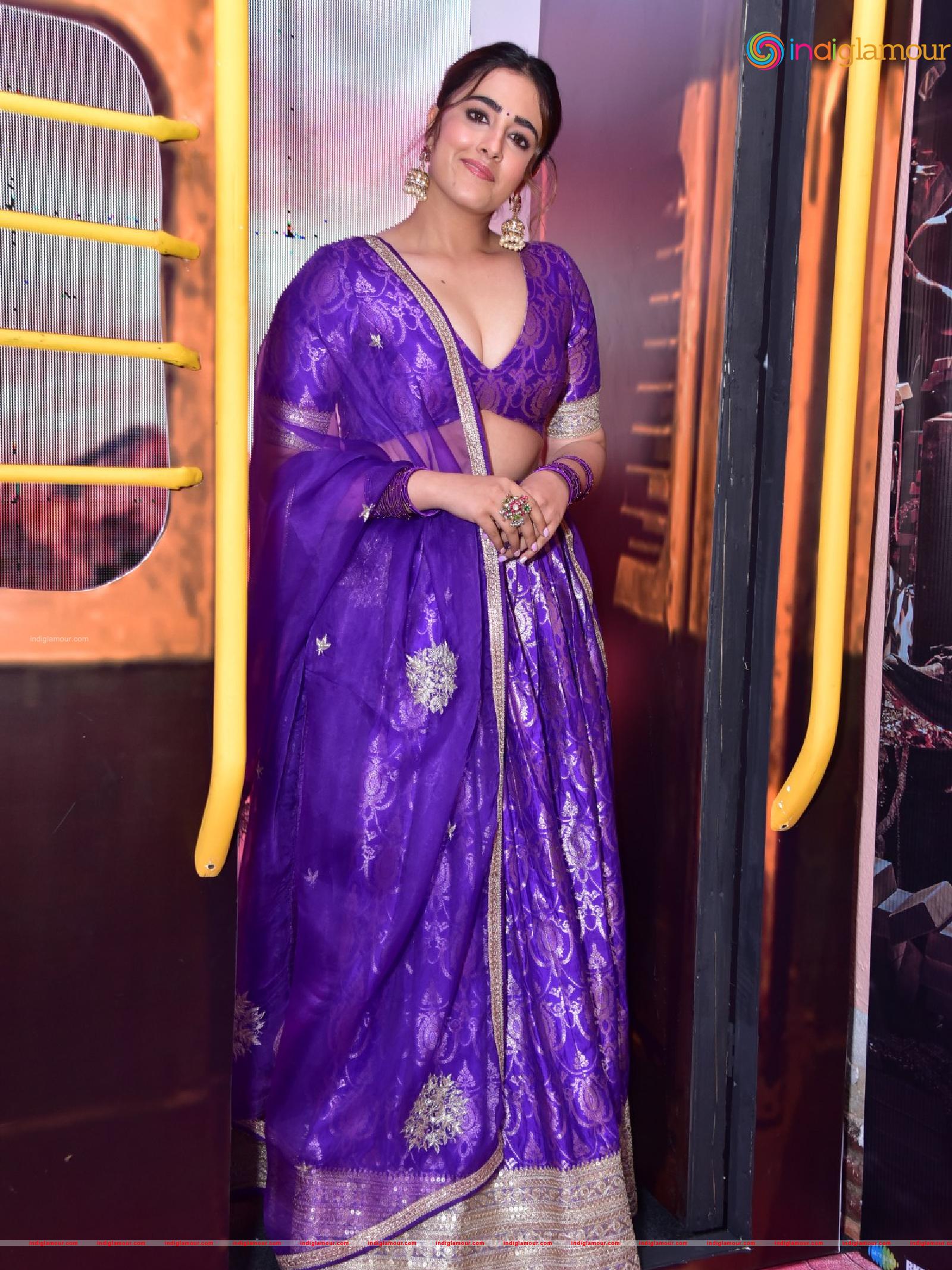 Nupur Sanon Actress hd photo
