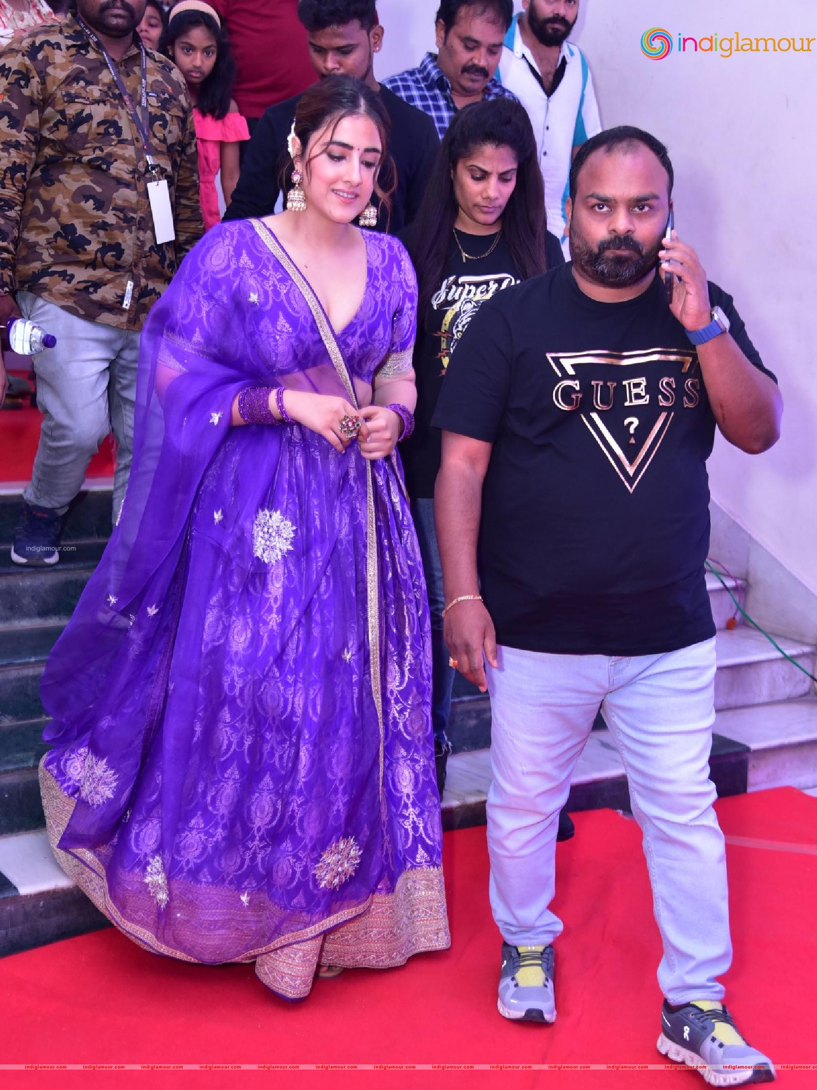 Nupur Sanon Actress hd photo