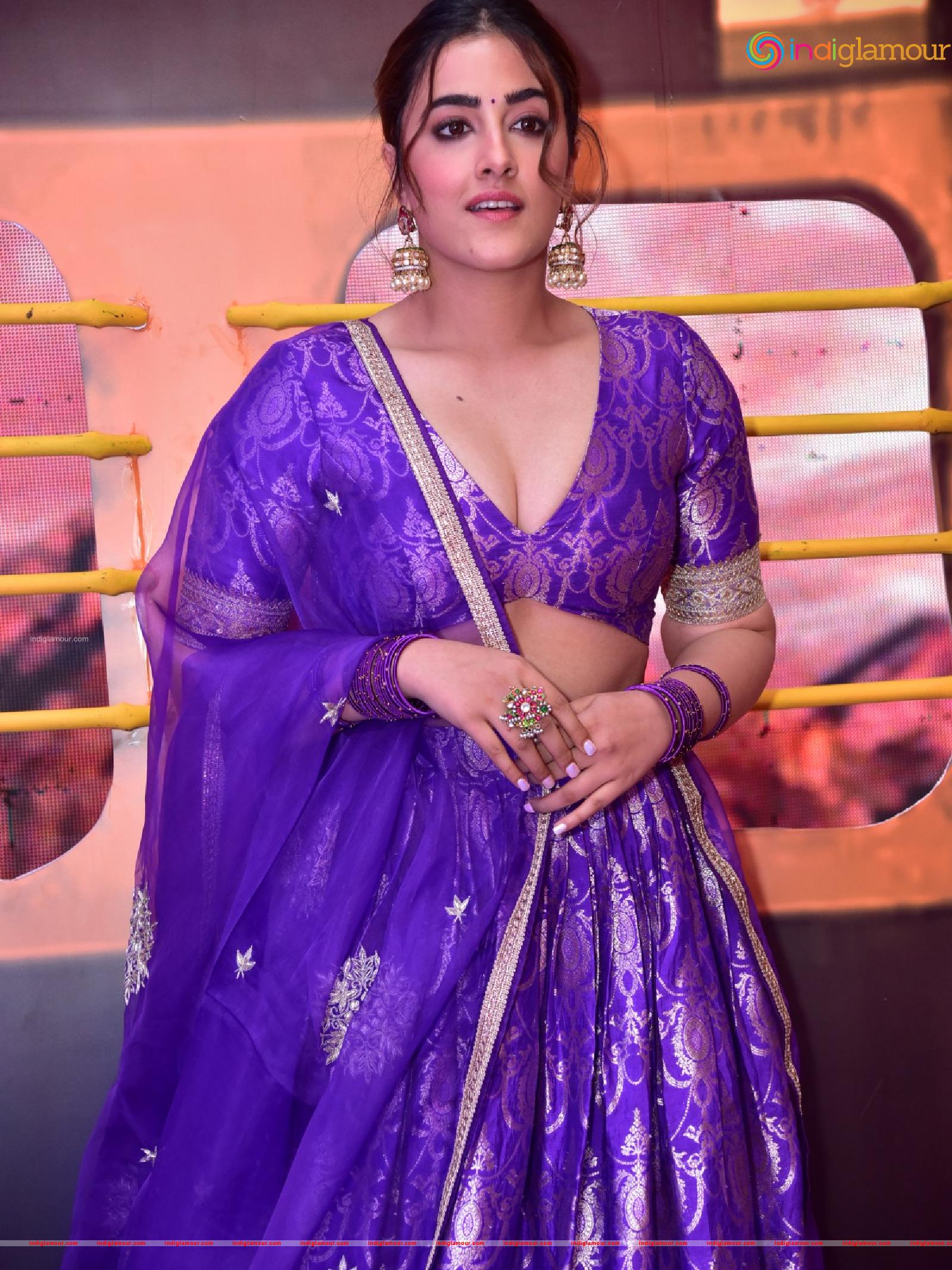 Nupur Sanon Actress hd photo