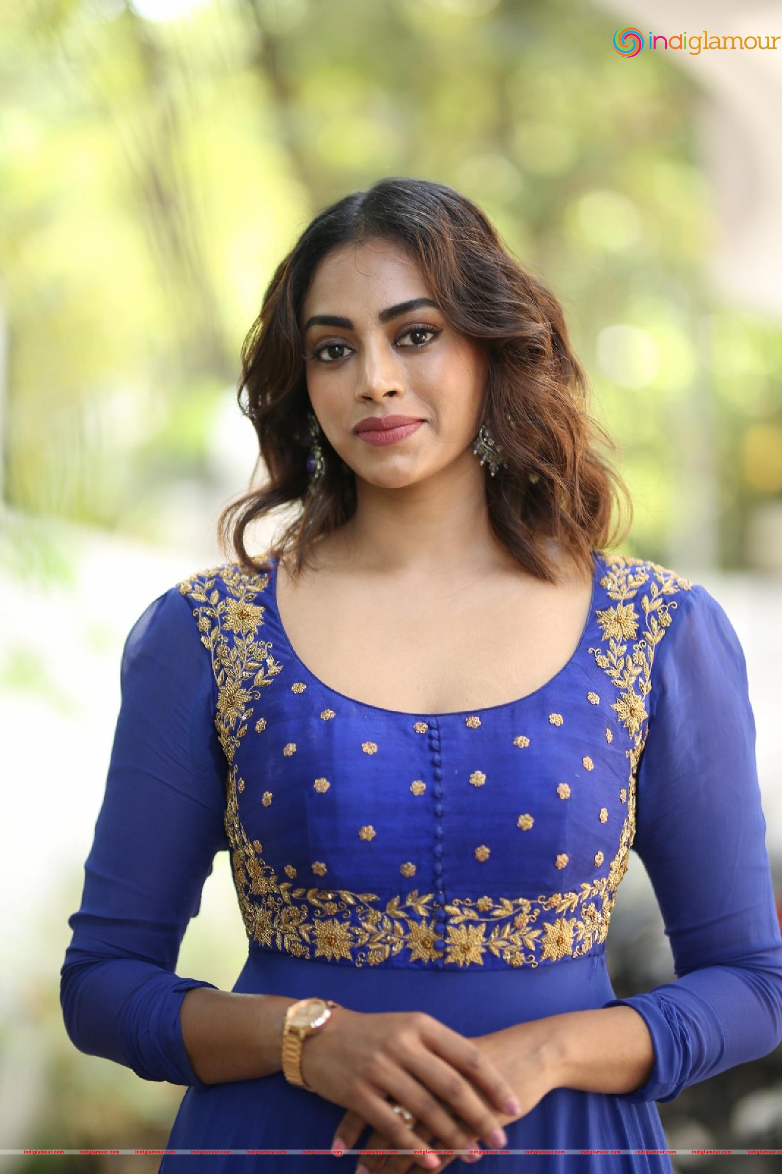 Kamakshi Bhaskarla Actress hd photo