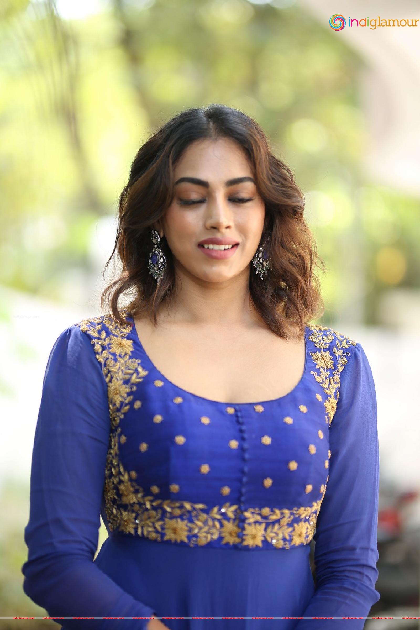Kamakshi Bhaskarla Actress hd photo