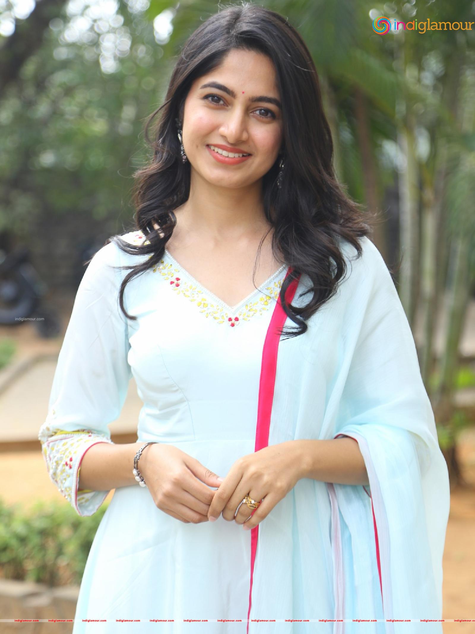 Kushee Ravi Actress hd photo