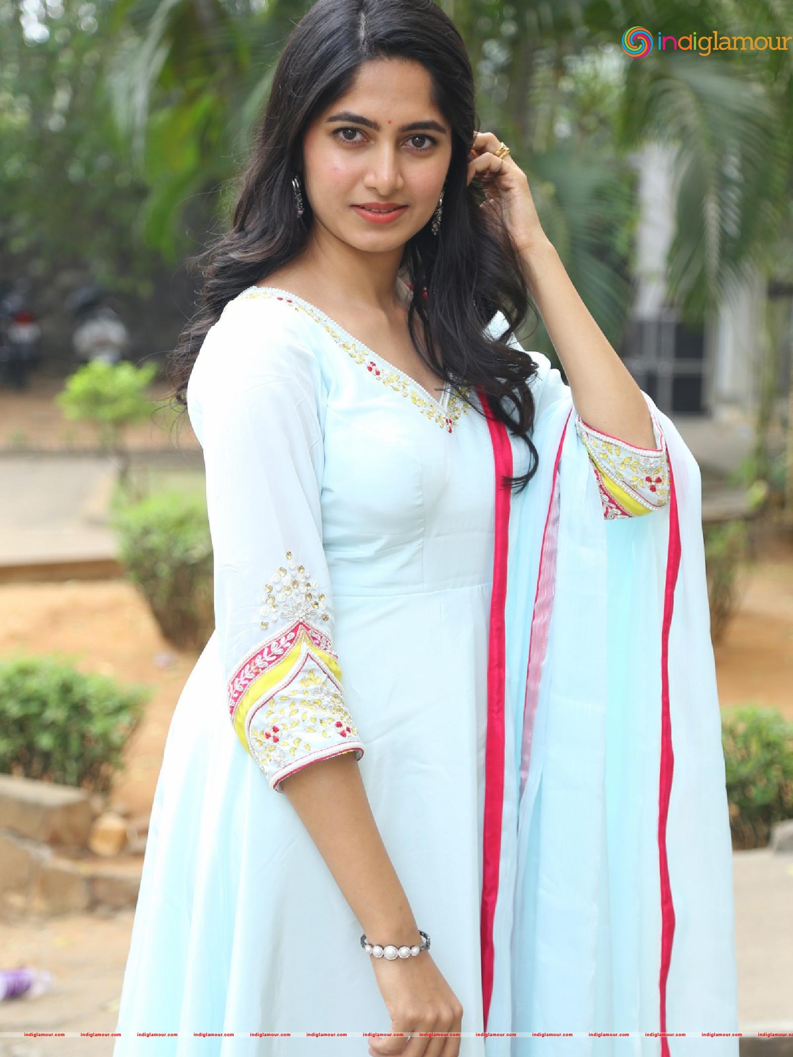 Kushee Ravi Actress hd photo