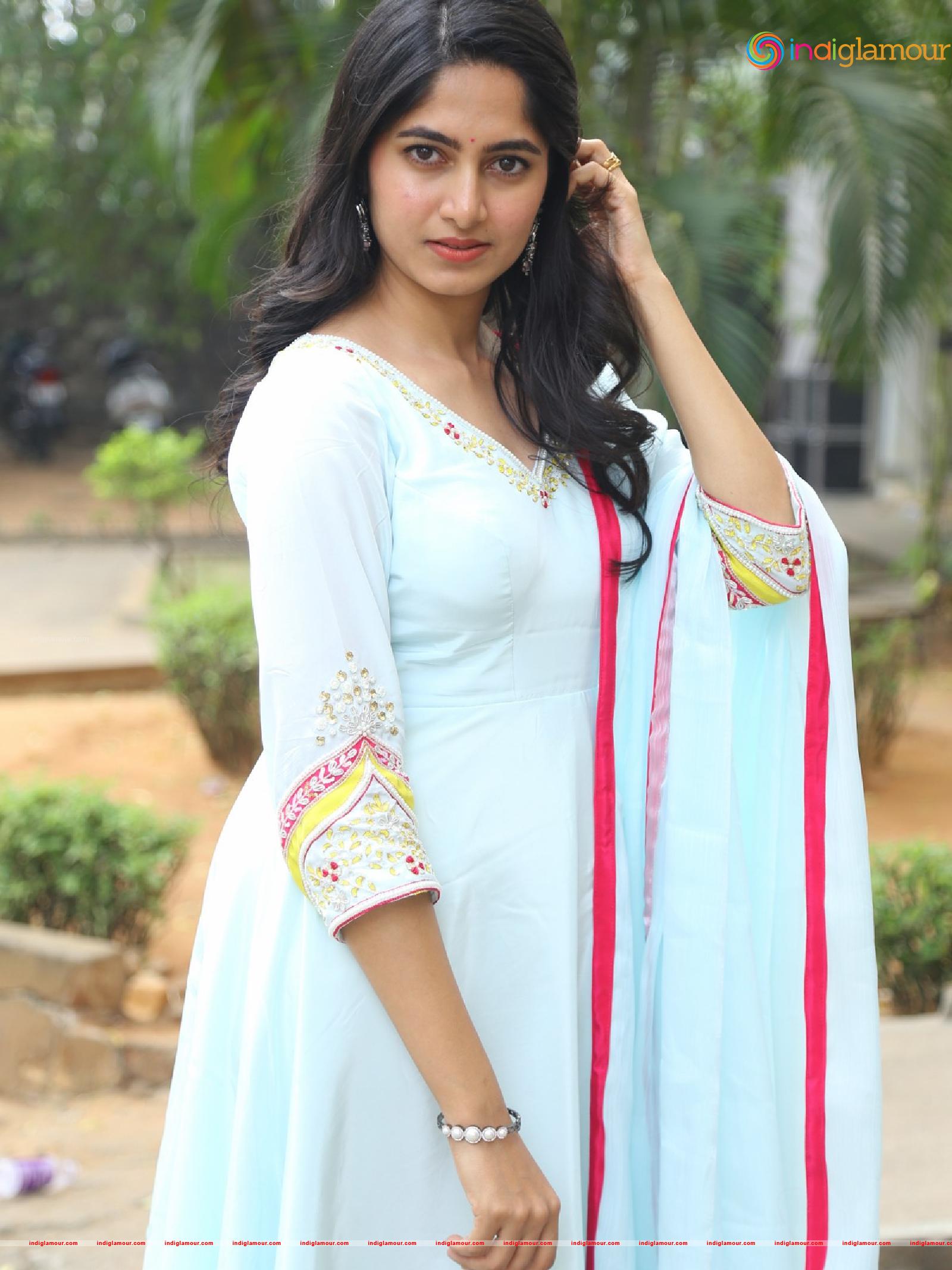 Kushee Ravi Actress hd photo