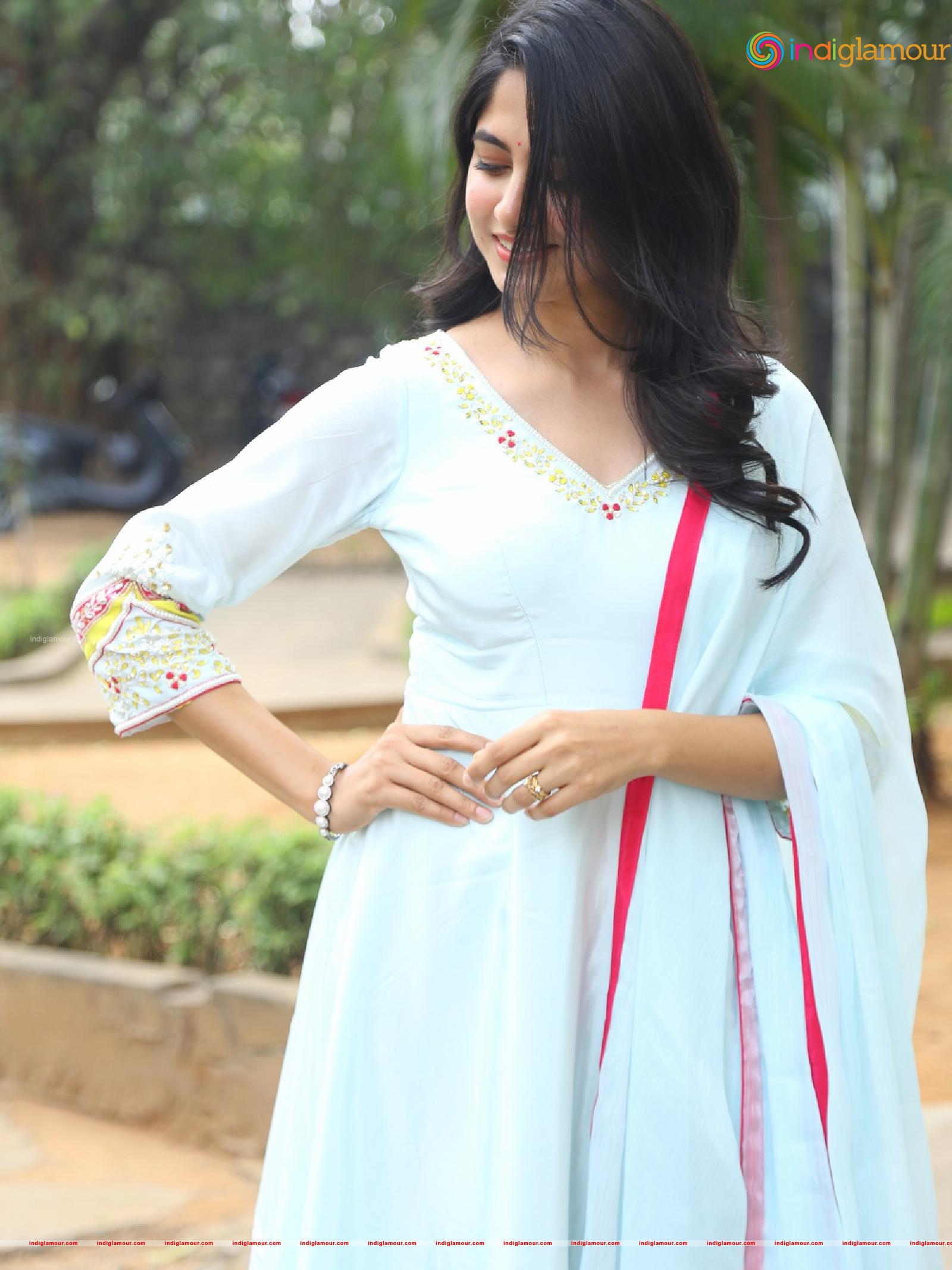 Kushee Ravi Actress hd photo