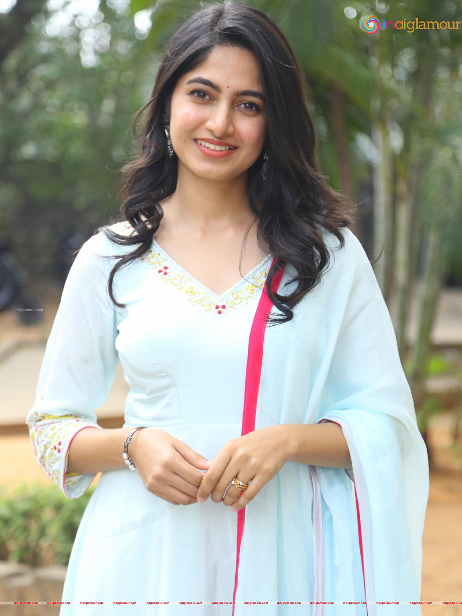 Kushee Ravi Actress hd photo