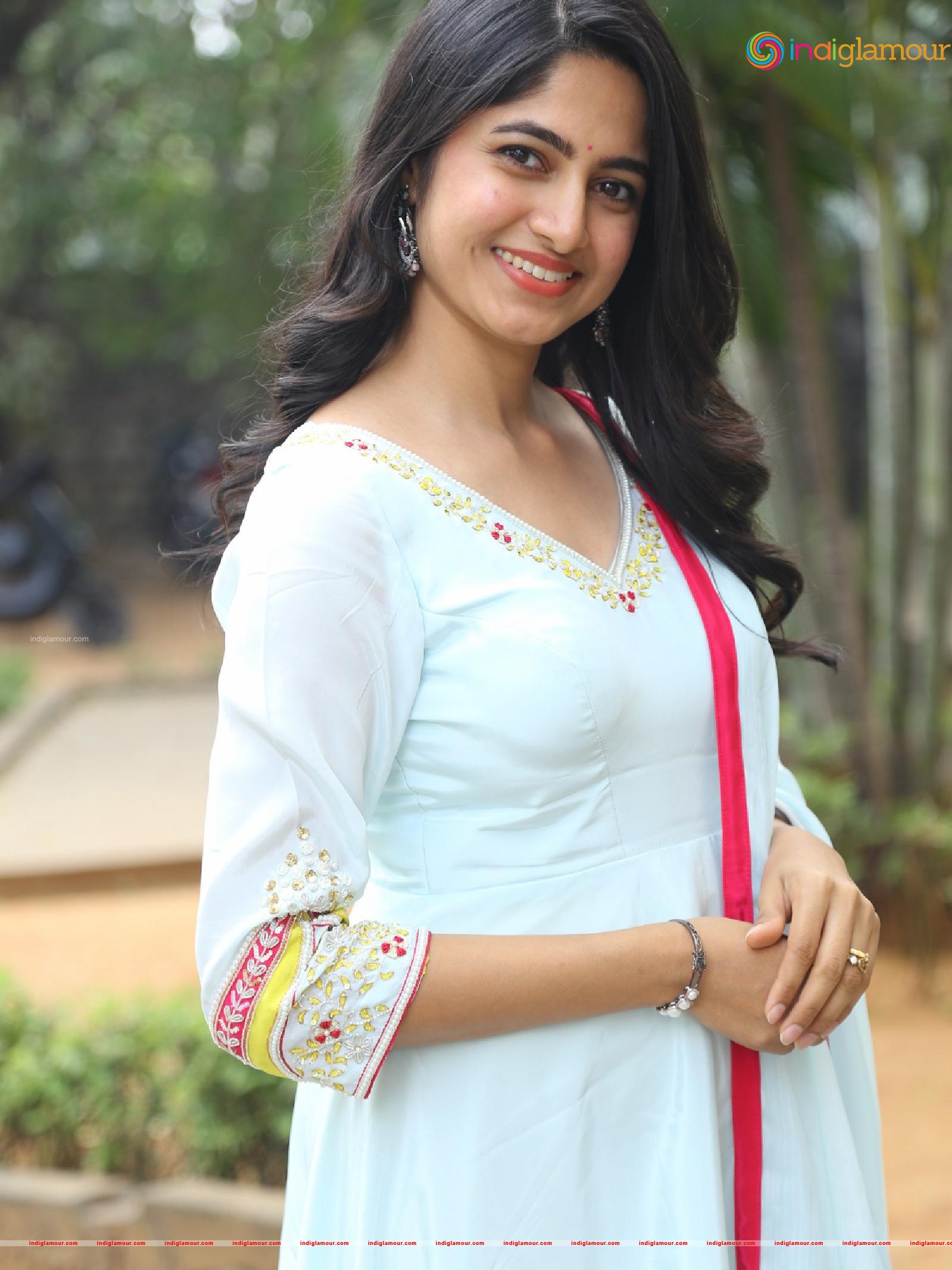 Kushee Ravi Actress hd photo