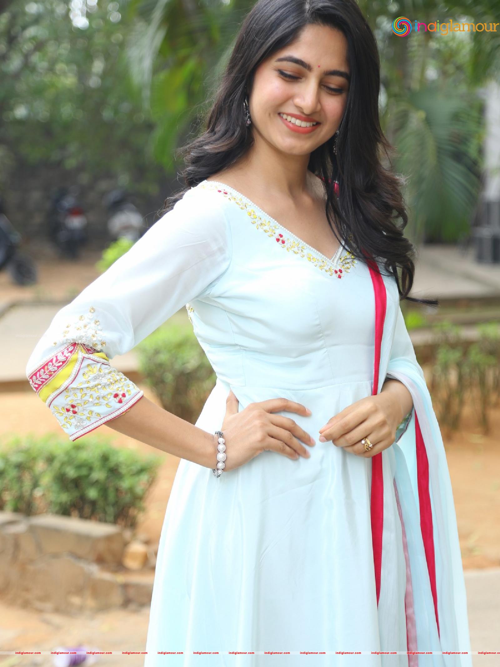 Kushee Ravi Actress hd photo