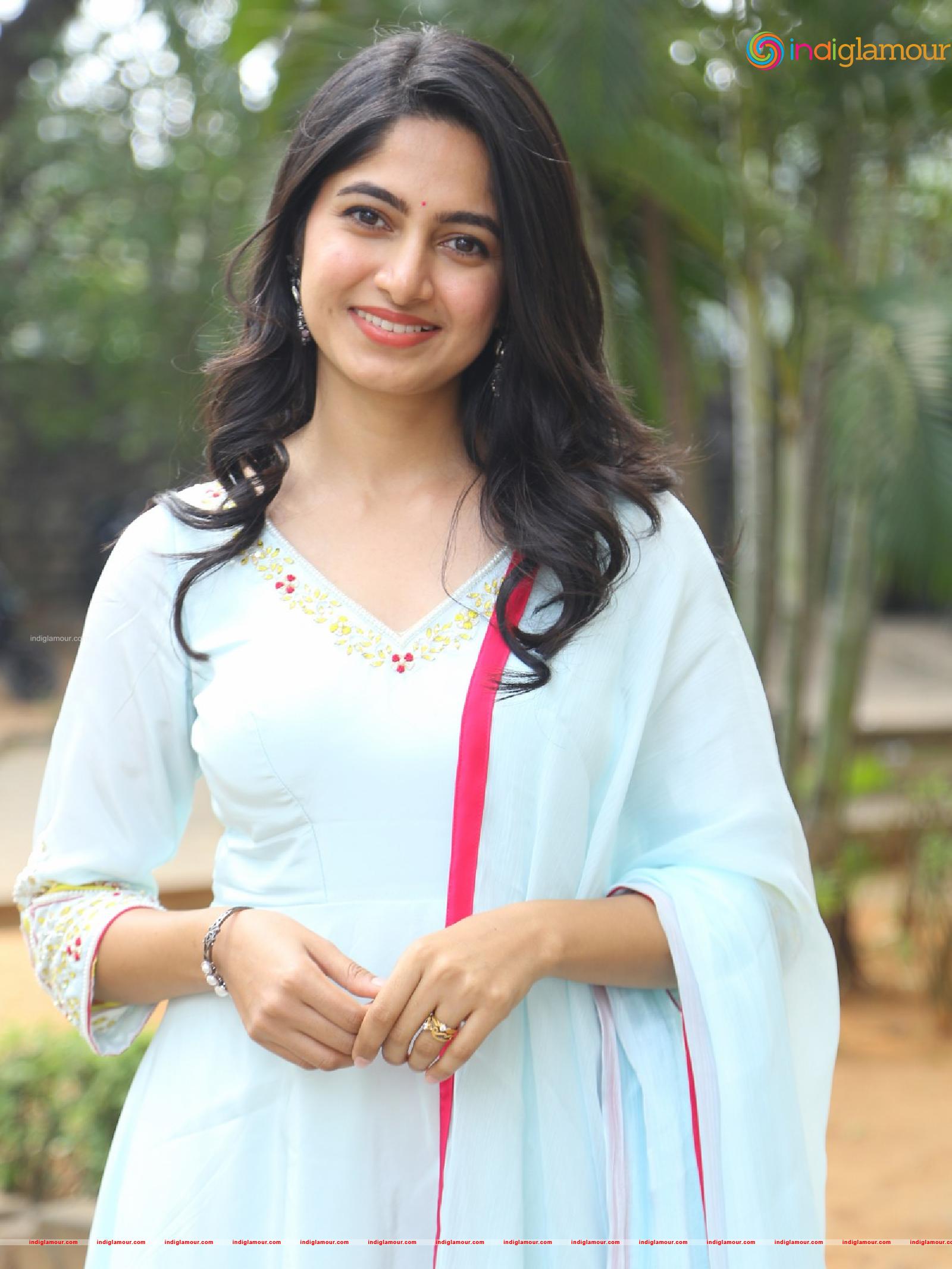 Kushee Ravi Actress hd photo