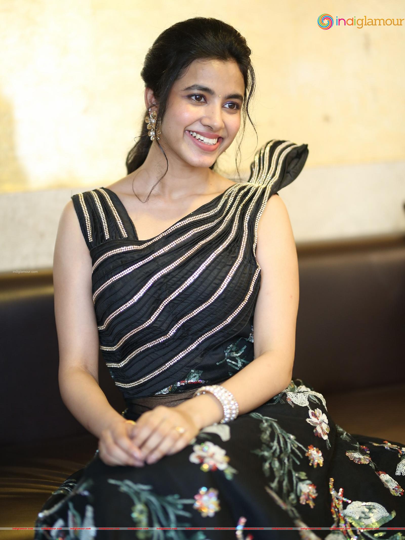 Shivani Nagaram Actress hd photo