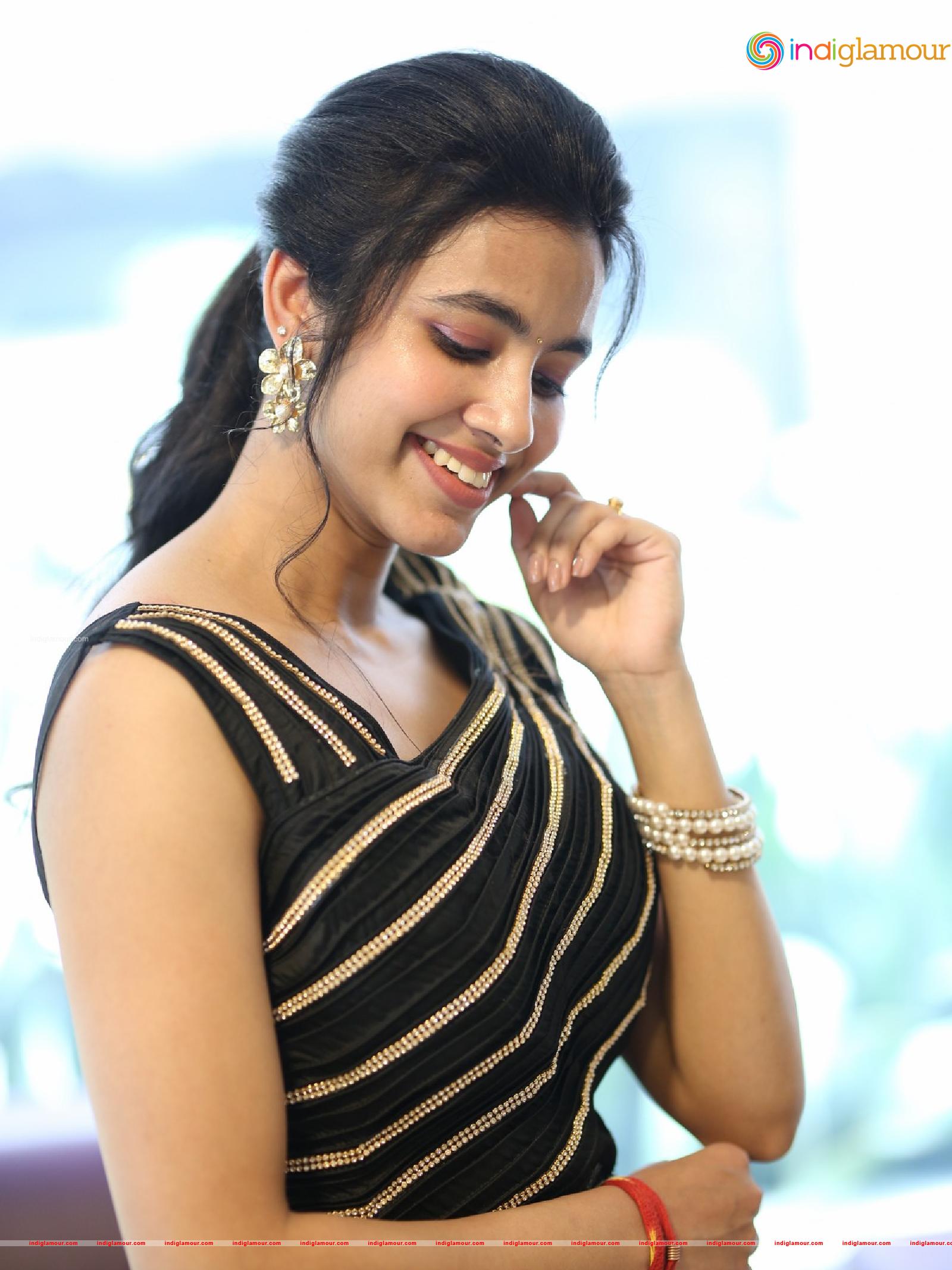 Shivani Nagaram Actress hd photo