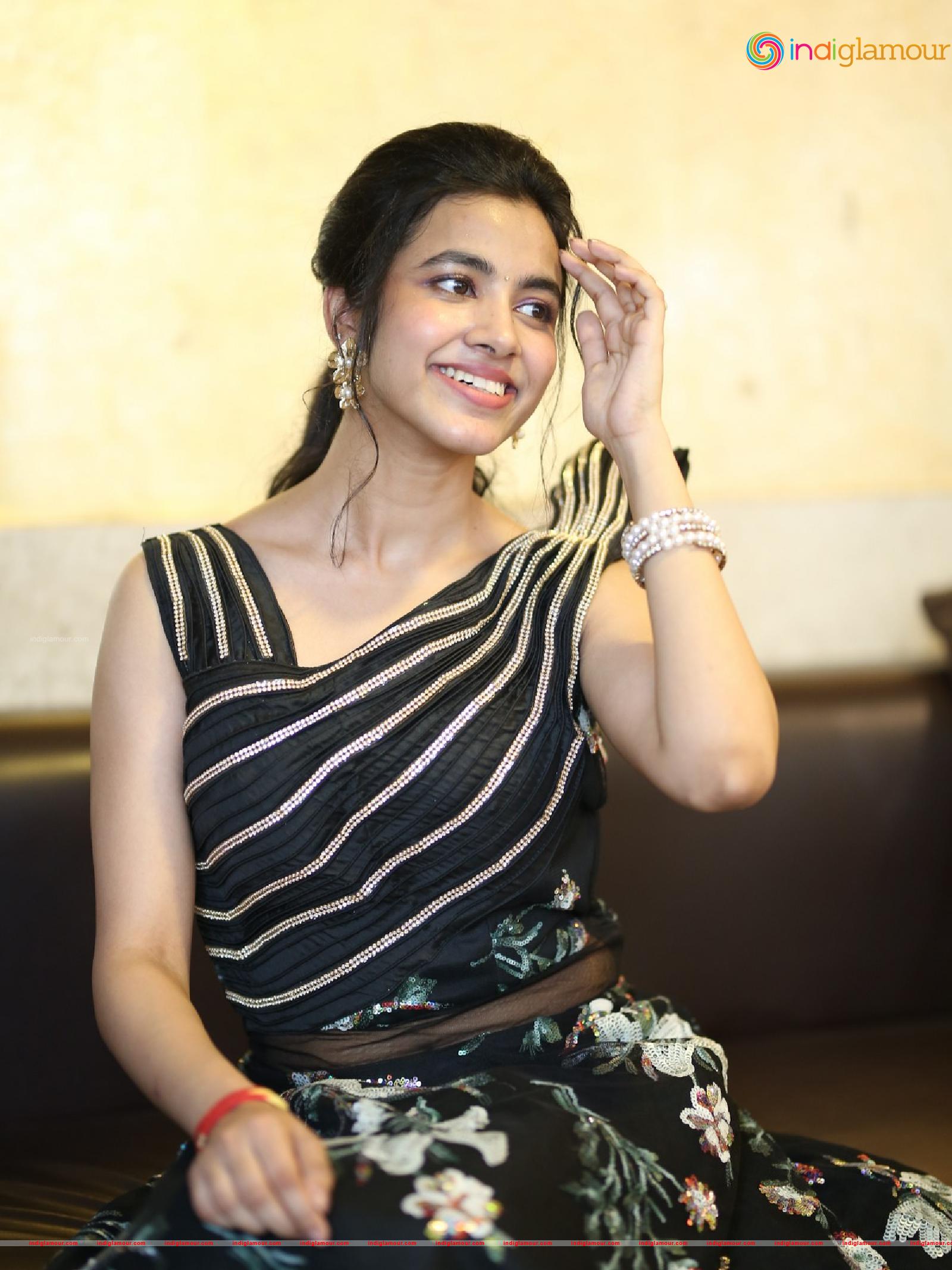 Shivani Nagaram Actress hd photo