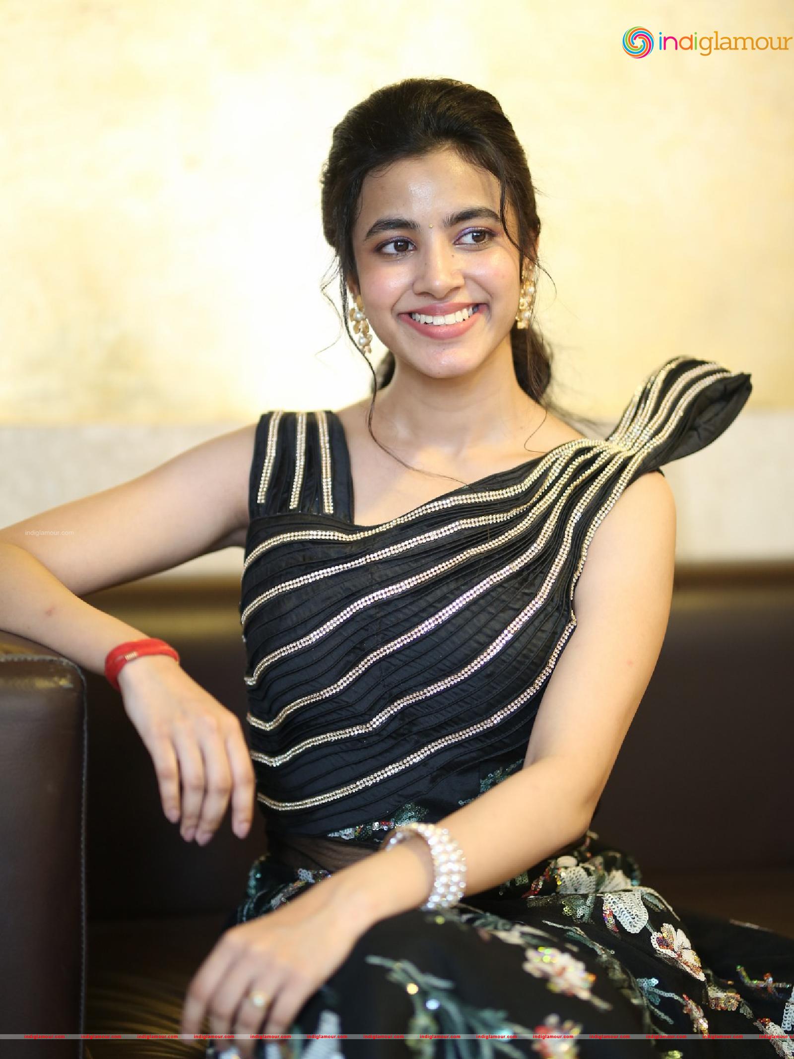 Shivani Nagaram Actress hd photo