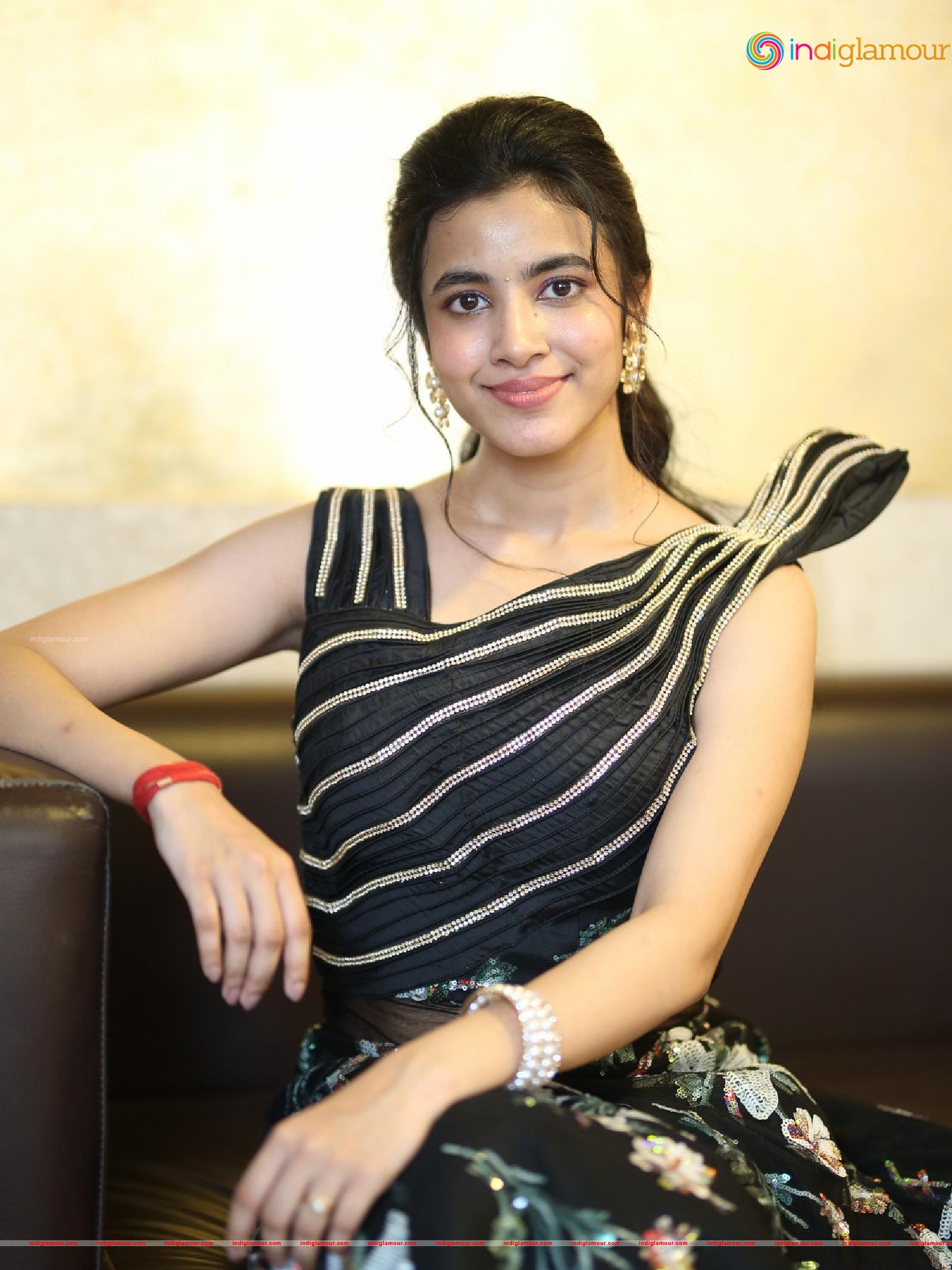 Shivani Nagaram Actress hd photo