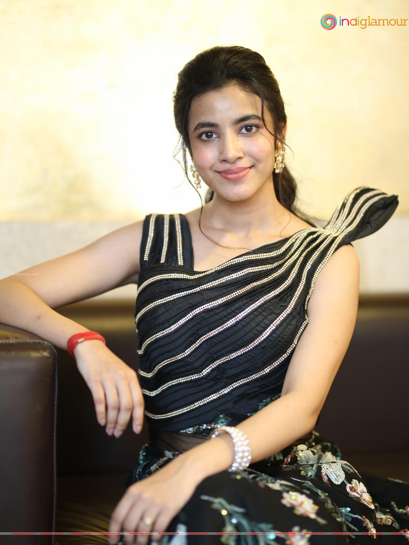 Shivani Nagaram Actress hd photo
