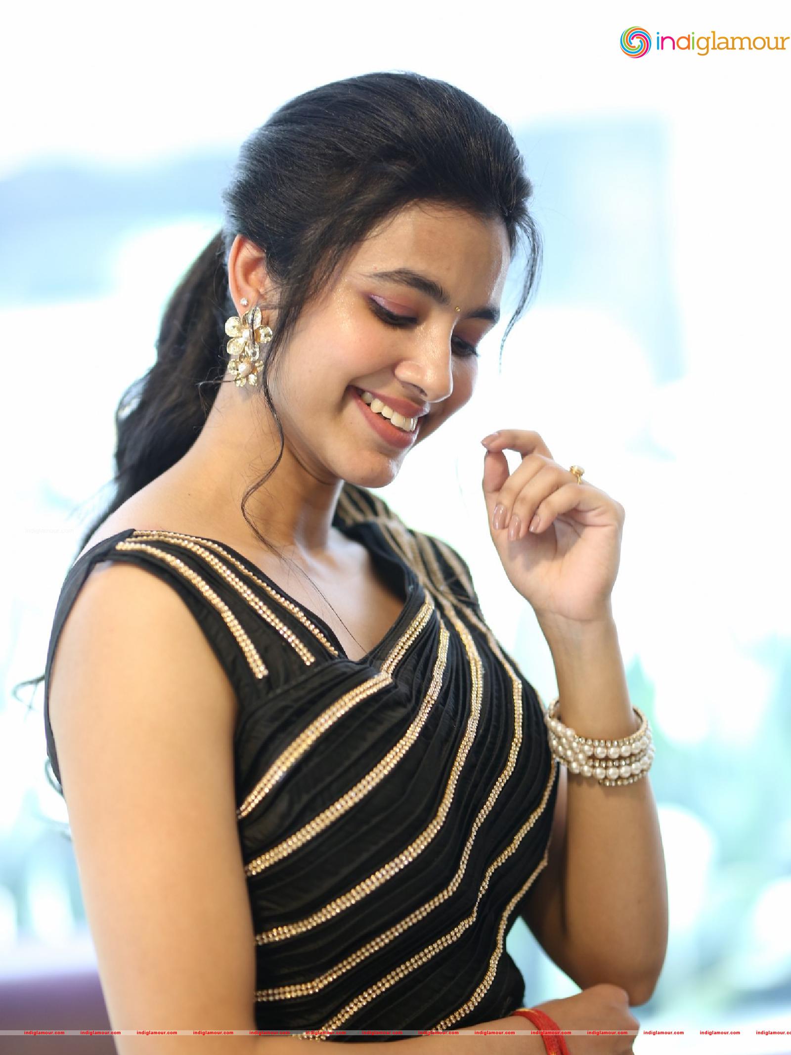Shivani Nagaram Actress hd photo